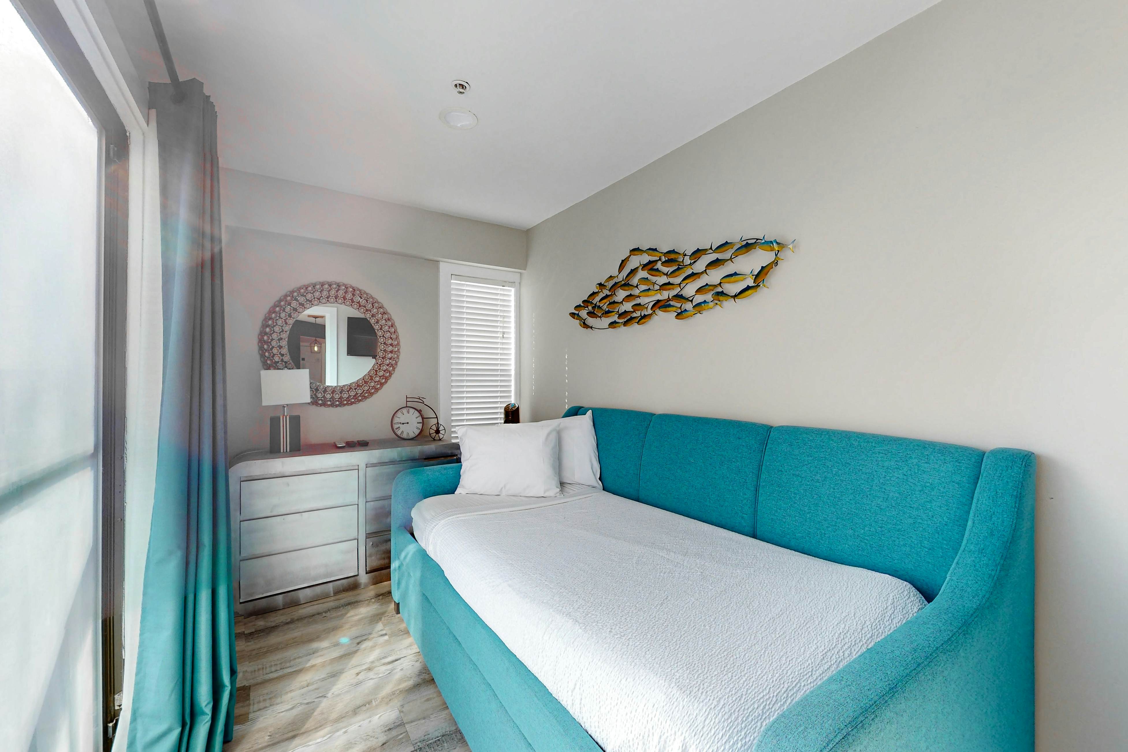 The Inn at St Thomas Square 1304B