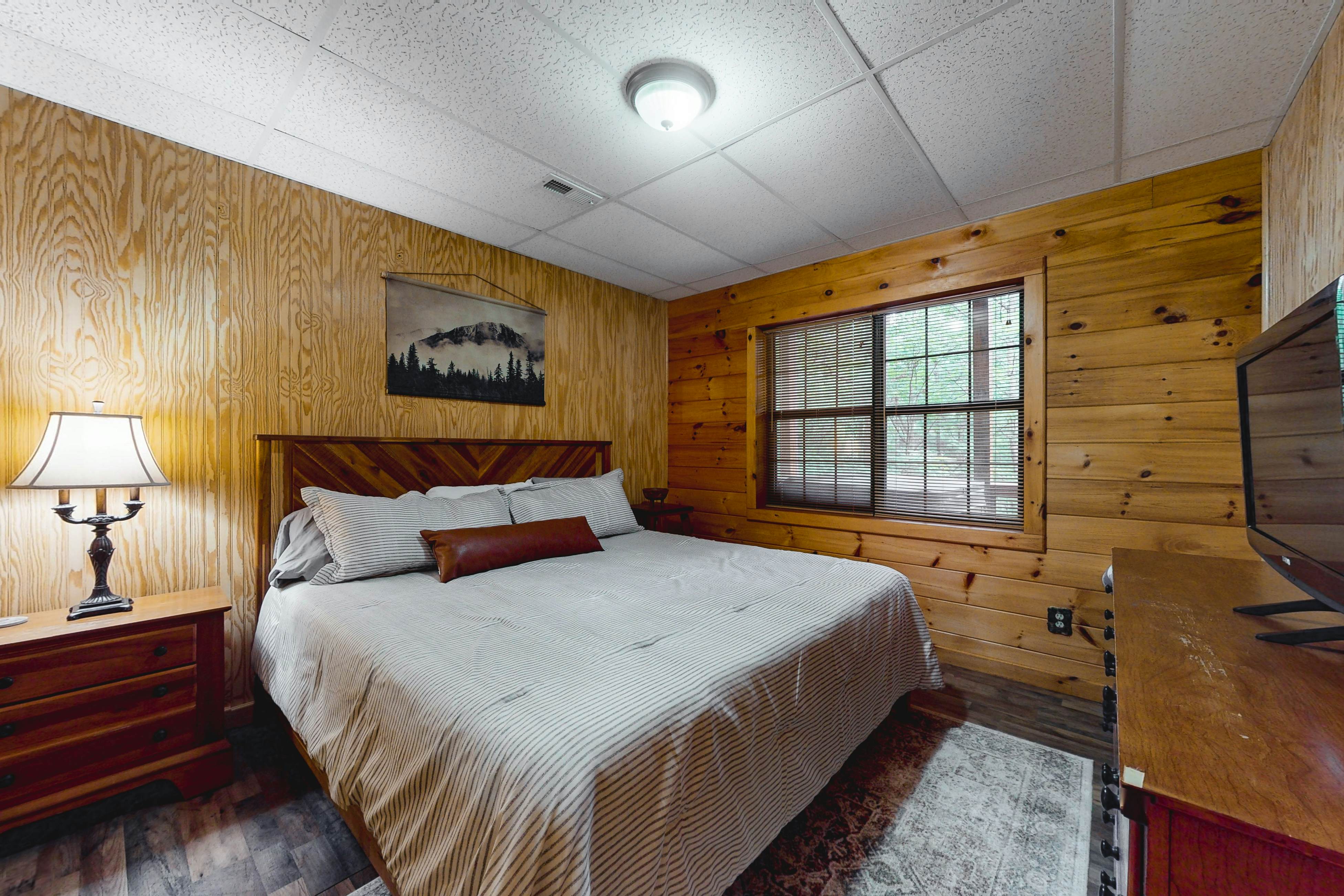 Sleepy Bear Hideaway