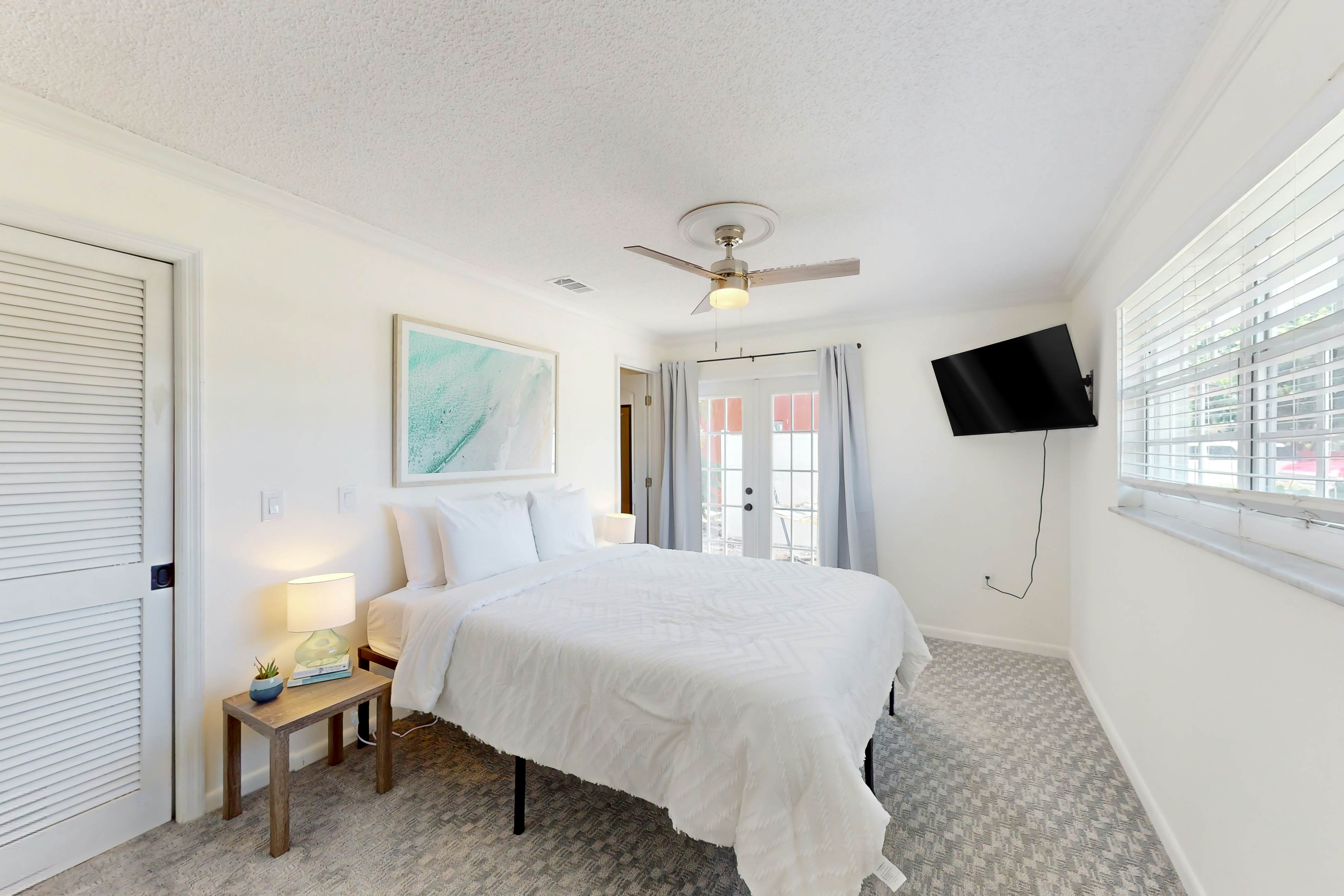 Lounging Palms Estate