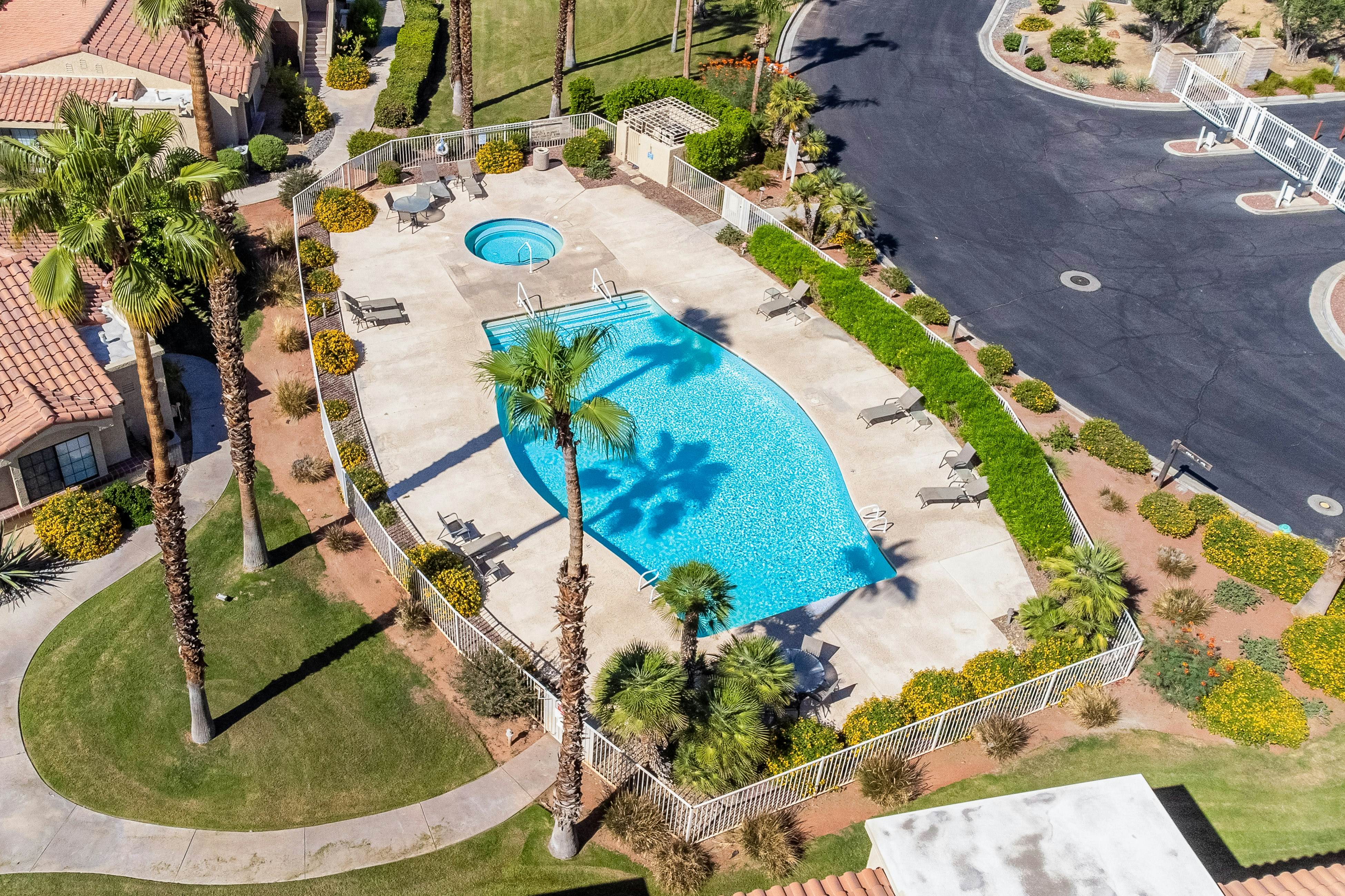 Palm Springs Area; 2 Suite Retreat