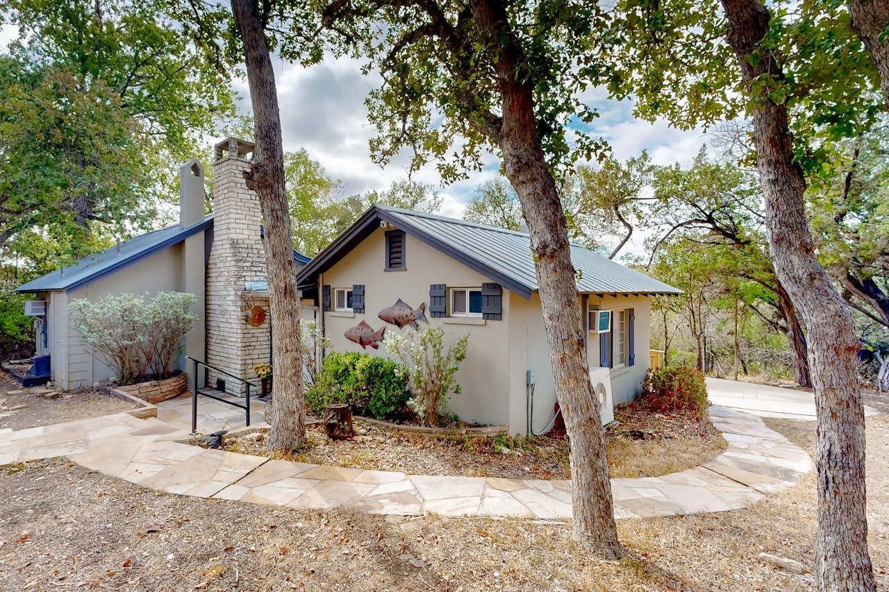 Axis Oaks Guadalupe River Compound 3 BD Ingram, TX Vacation Rental Vacasa