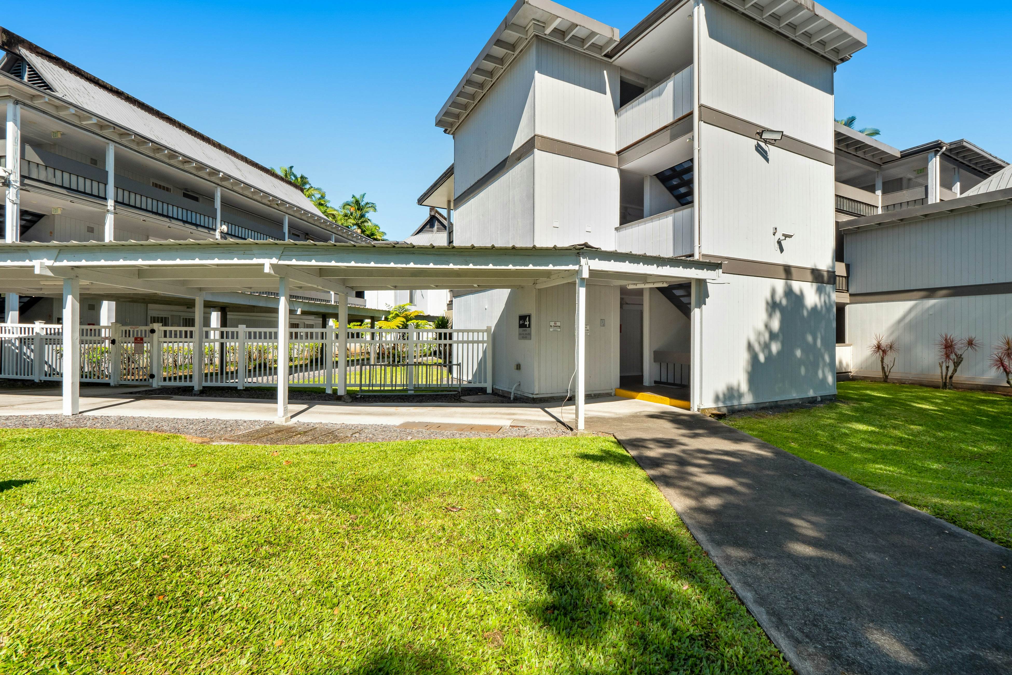 Waiakea Villas 4-124