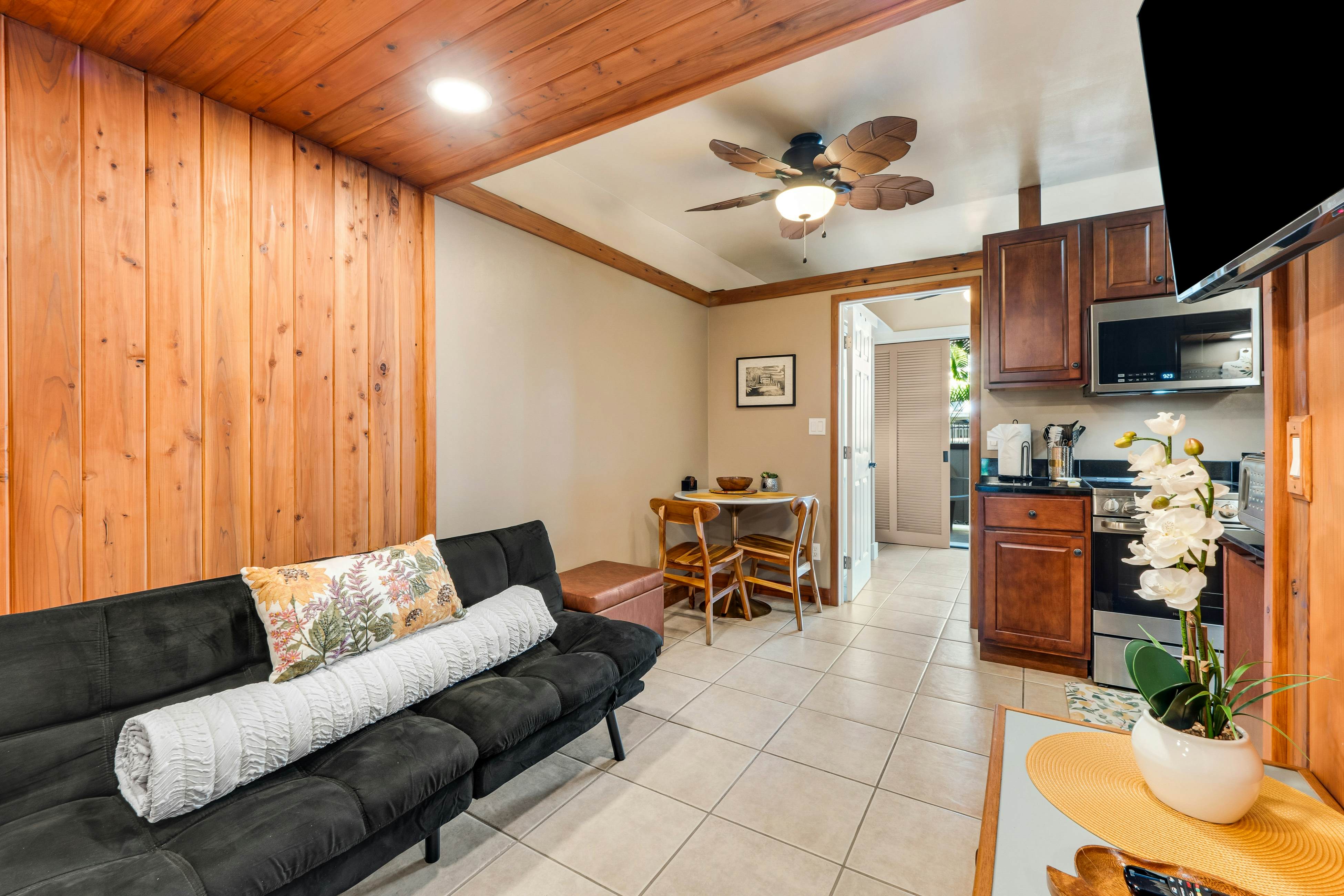 Waiakea Villas 4-124
