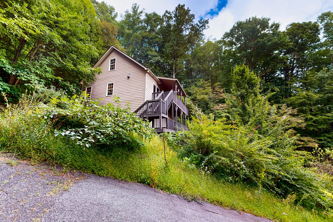 Villa Zara Mountain Retreat 4 BD Banner Elk NC Vacation Rental Vacasa Villa zara mountain retreat 4 bd banner elk nc vacation rental vacasa
