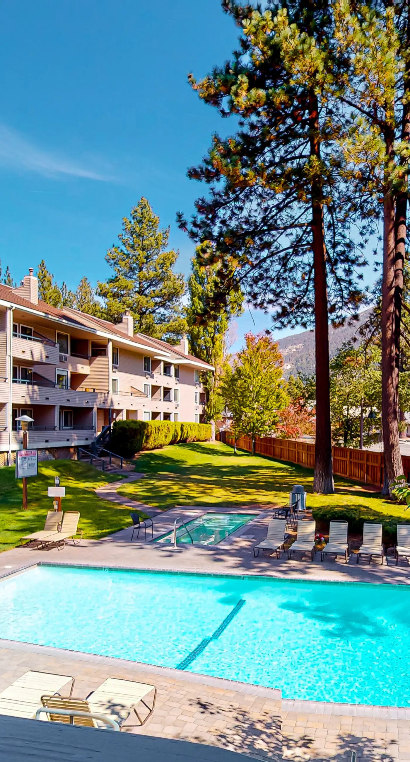 Lakeland Village 514