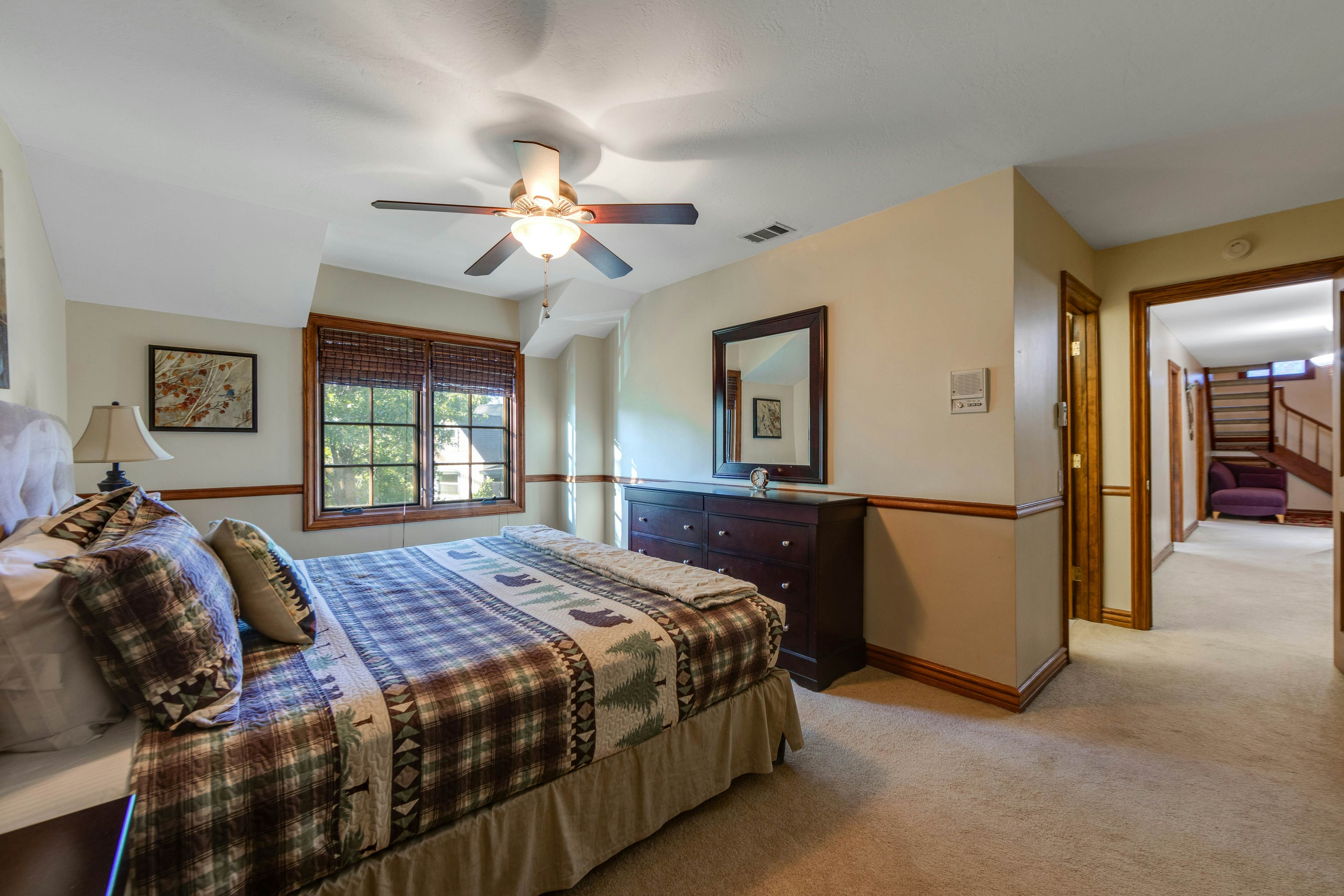 Mountain Memories on Tavern Bay