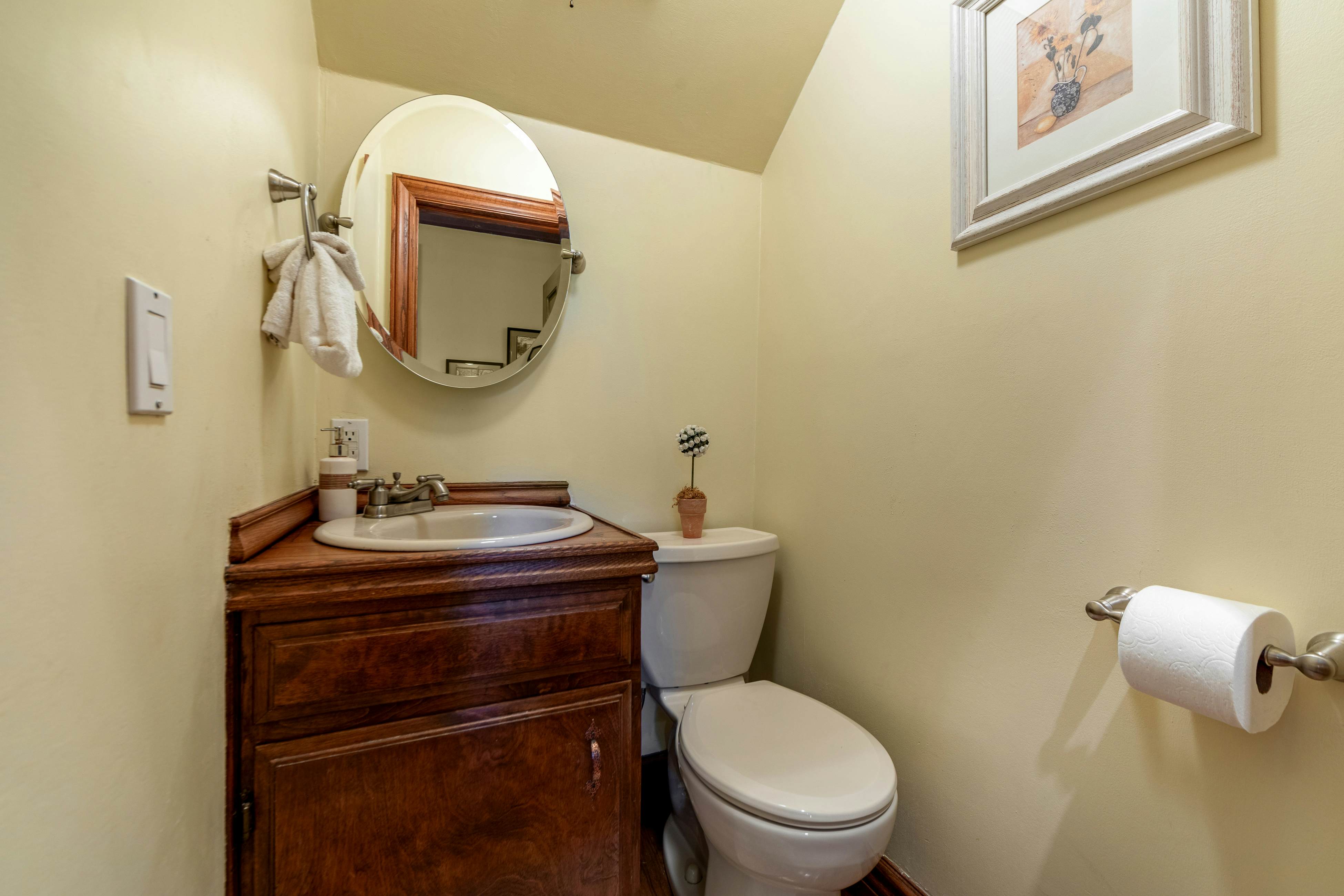 Mountain Memories on Tavern Bay