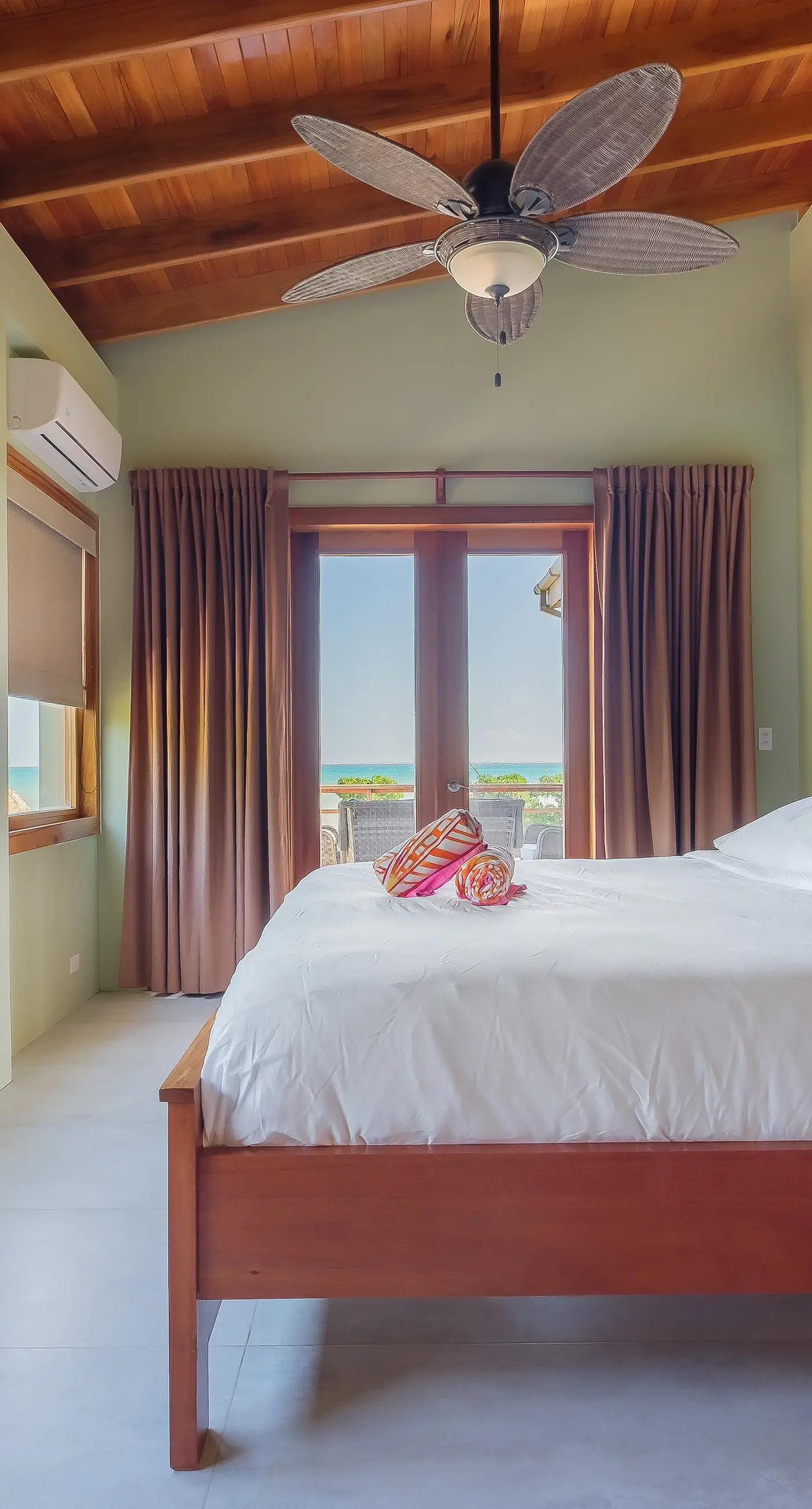 Beachfront Villa Island Pearl Gold Standard Certified