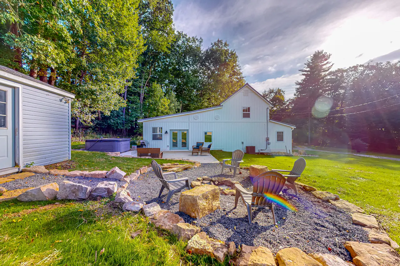 Ski Casa Su Casa 3 BD Friendsville, MD Vacation Rental Vacasa