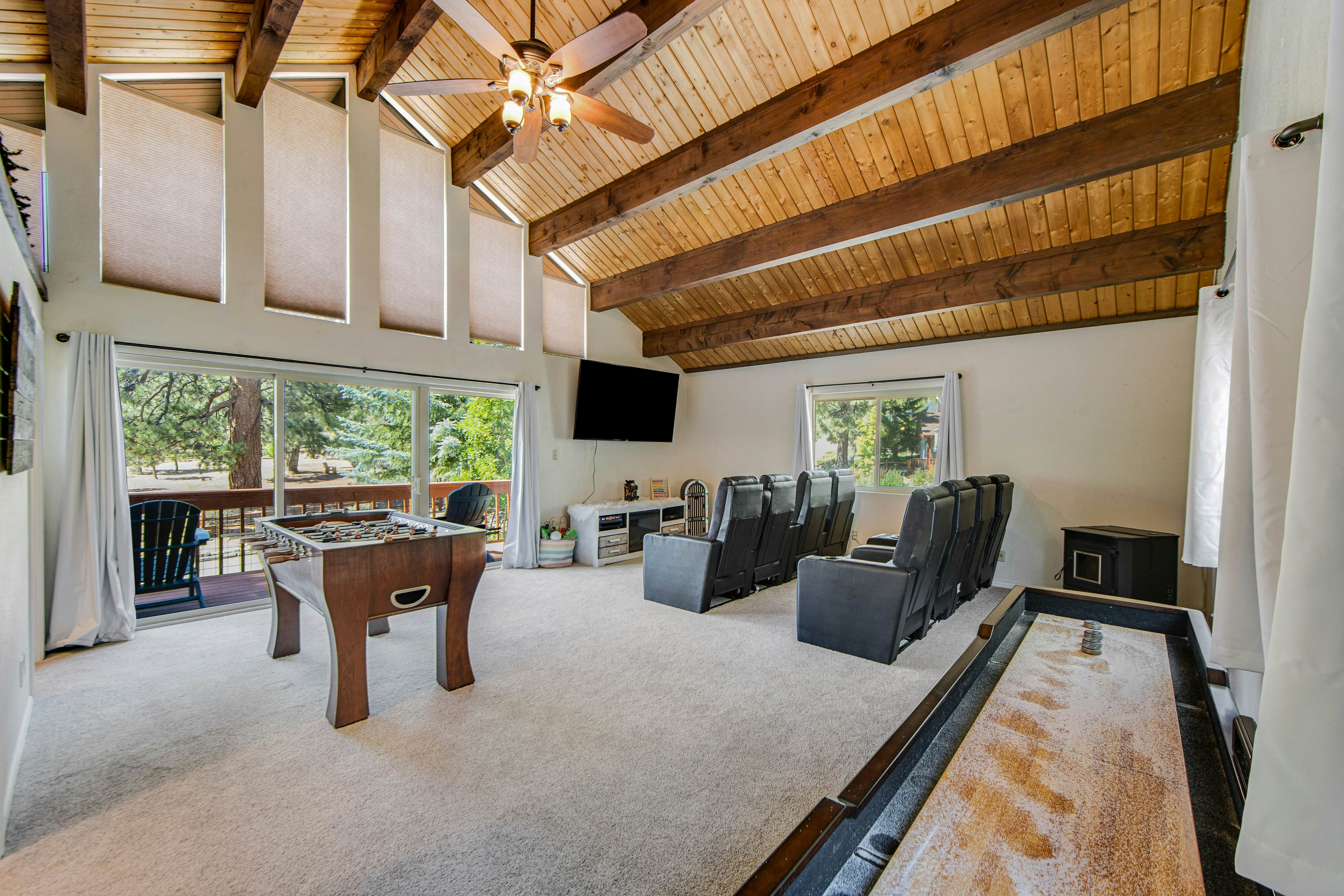 Big Bear Cabin Rentals, Vacation Rentals Vacasa