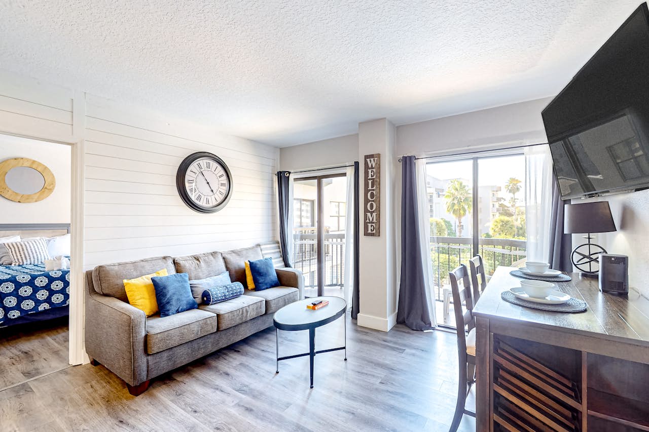 Enclave 1403 2 BD Orlando, FL Vacation Rental Vacasa