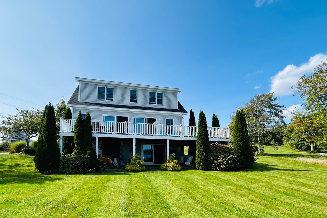 Clark Cove 3 BD Harpswell, ME Vacation Rental Vacasa