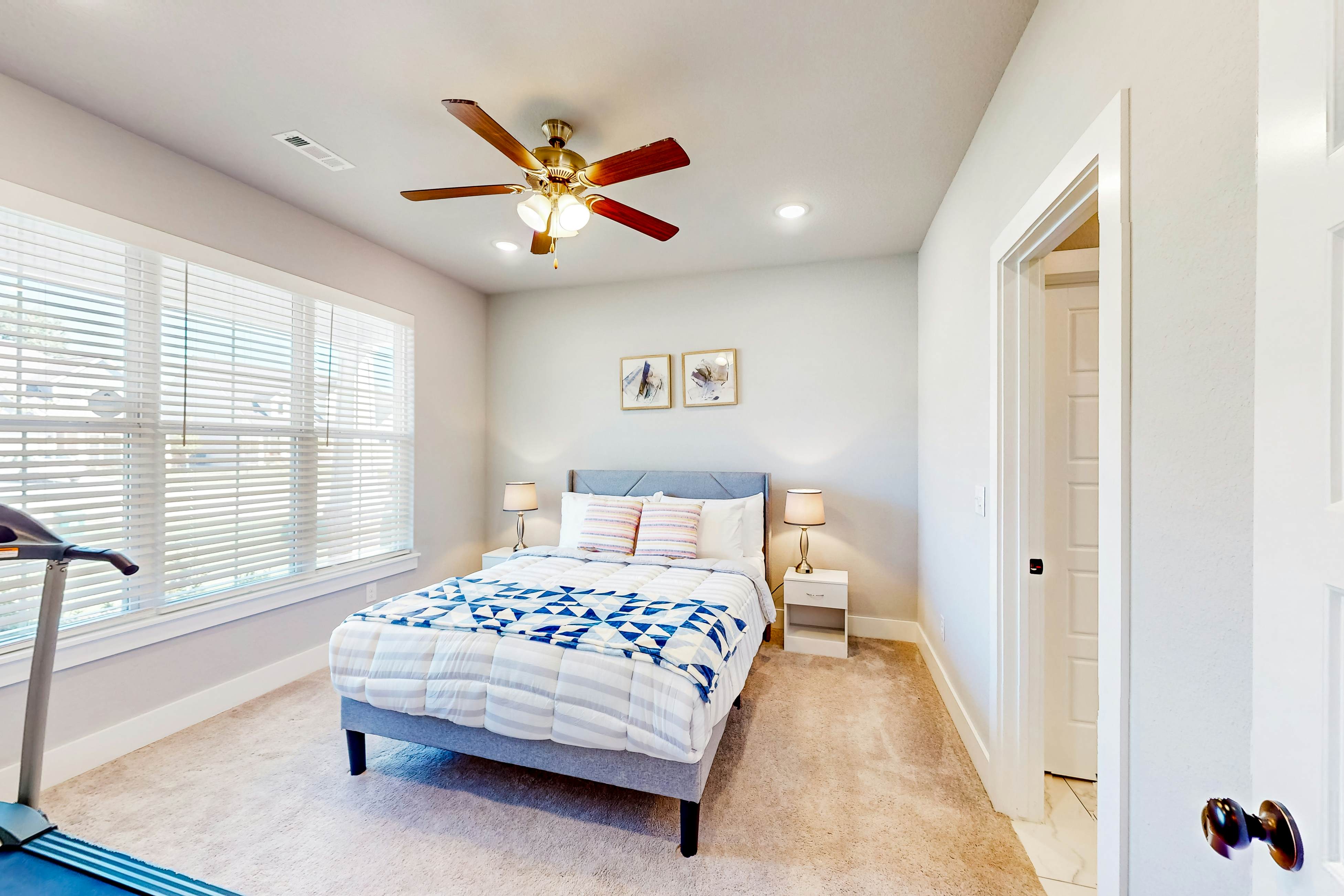 Life is Good on 18th Street