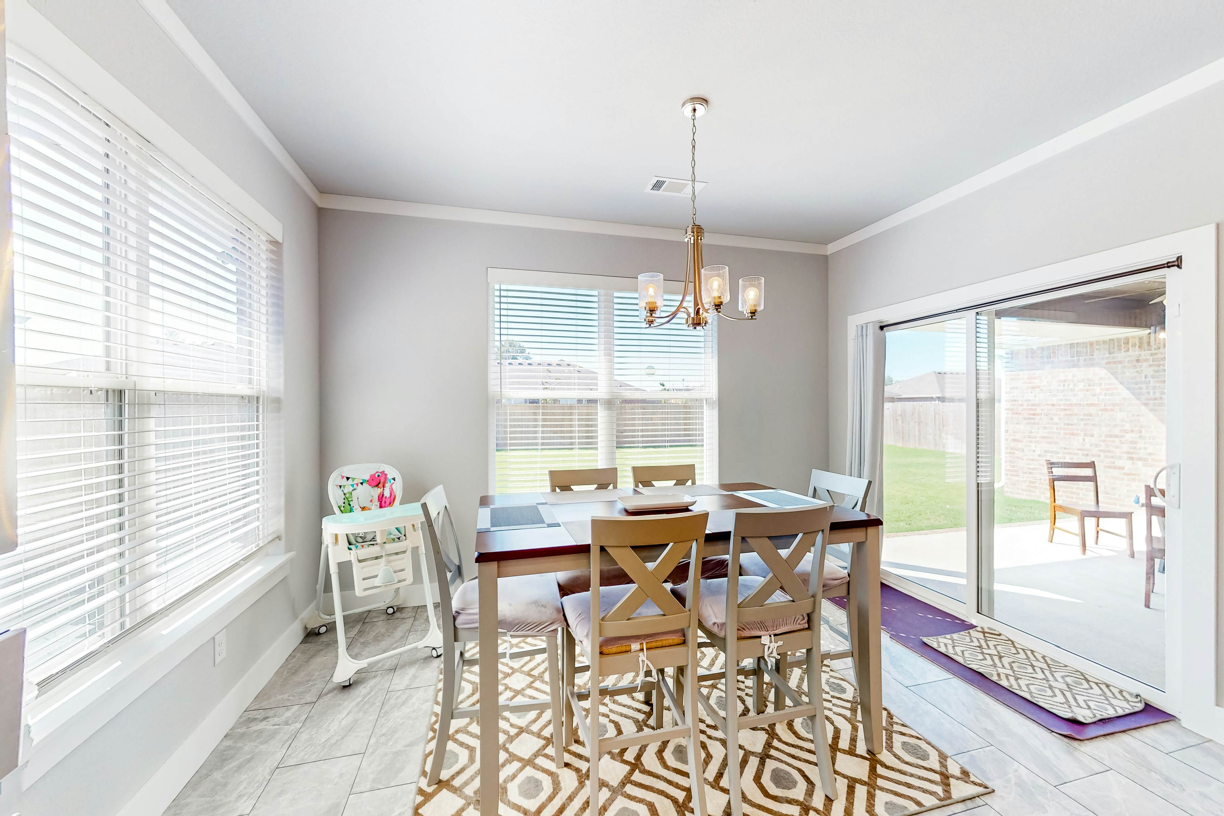 Life is Good on 18th Street