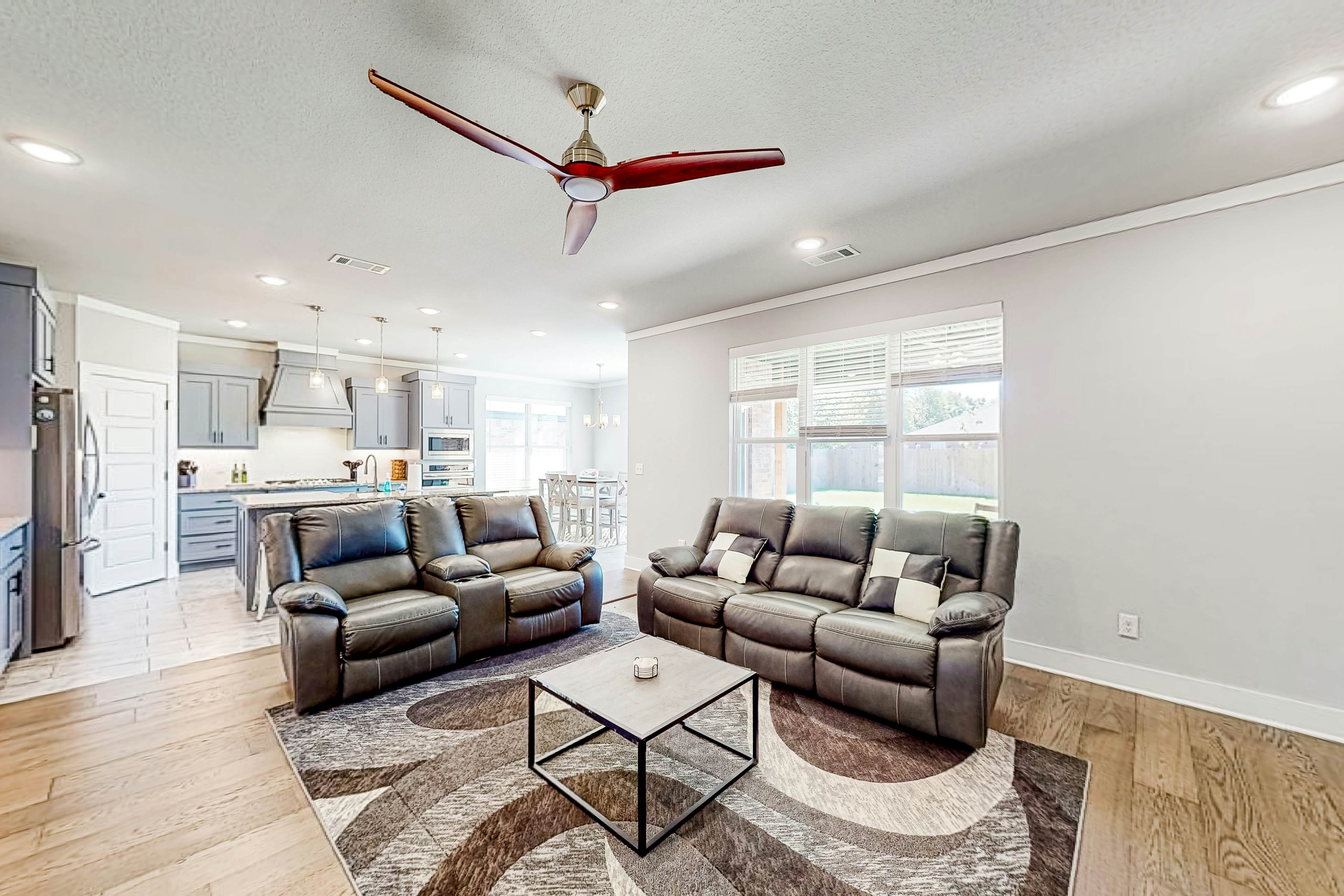 Life is Good on 18th Street