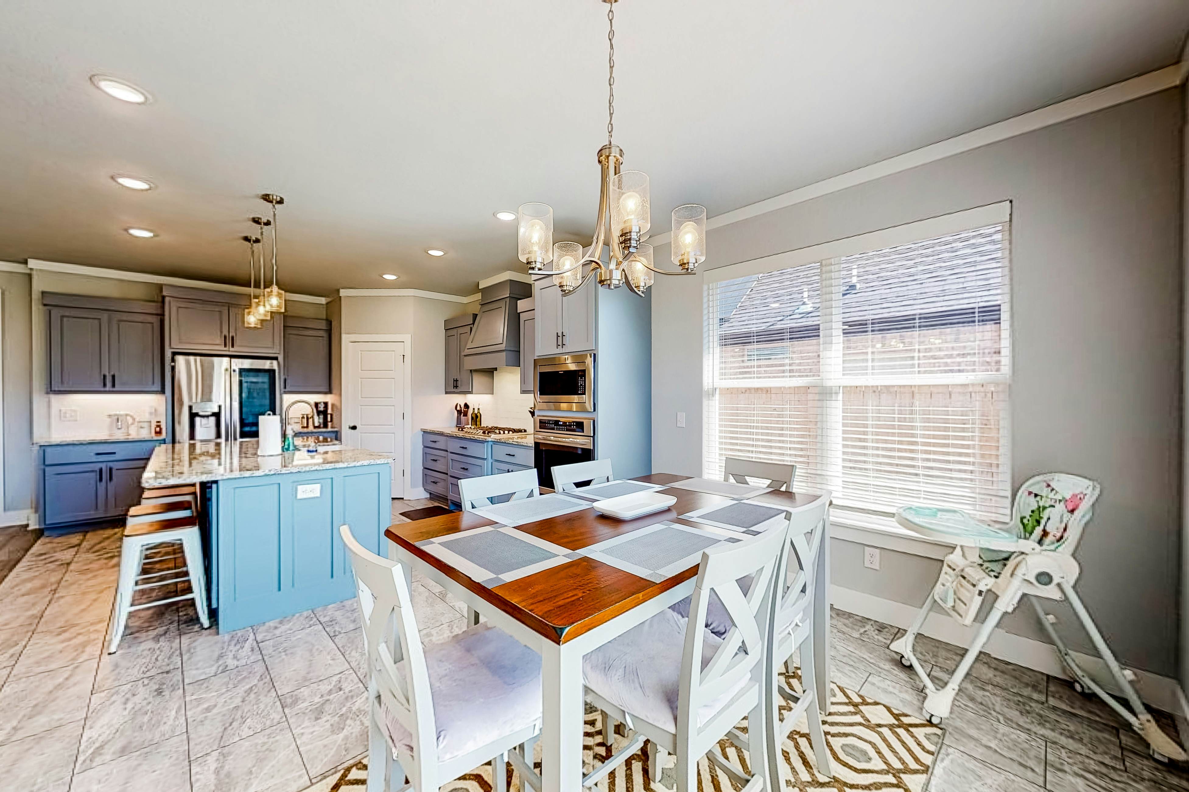 Life is Good on 18th Street