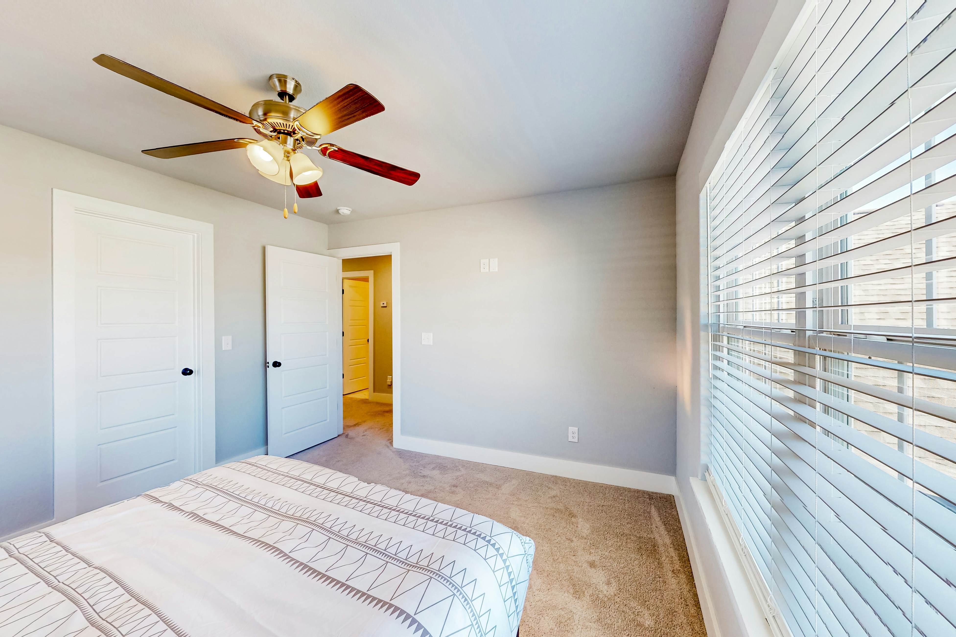 Life is Good on 18th Street