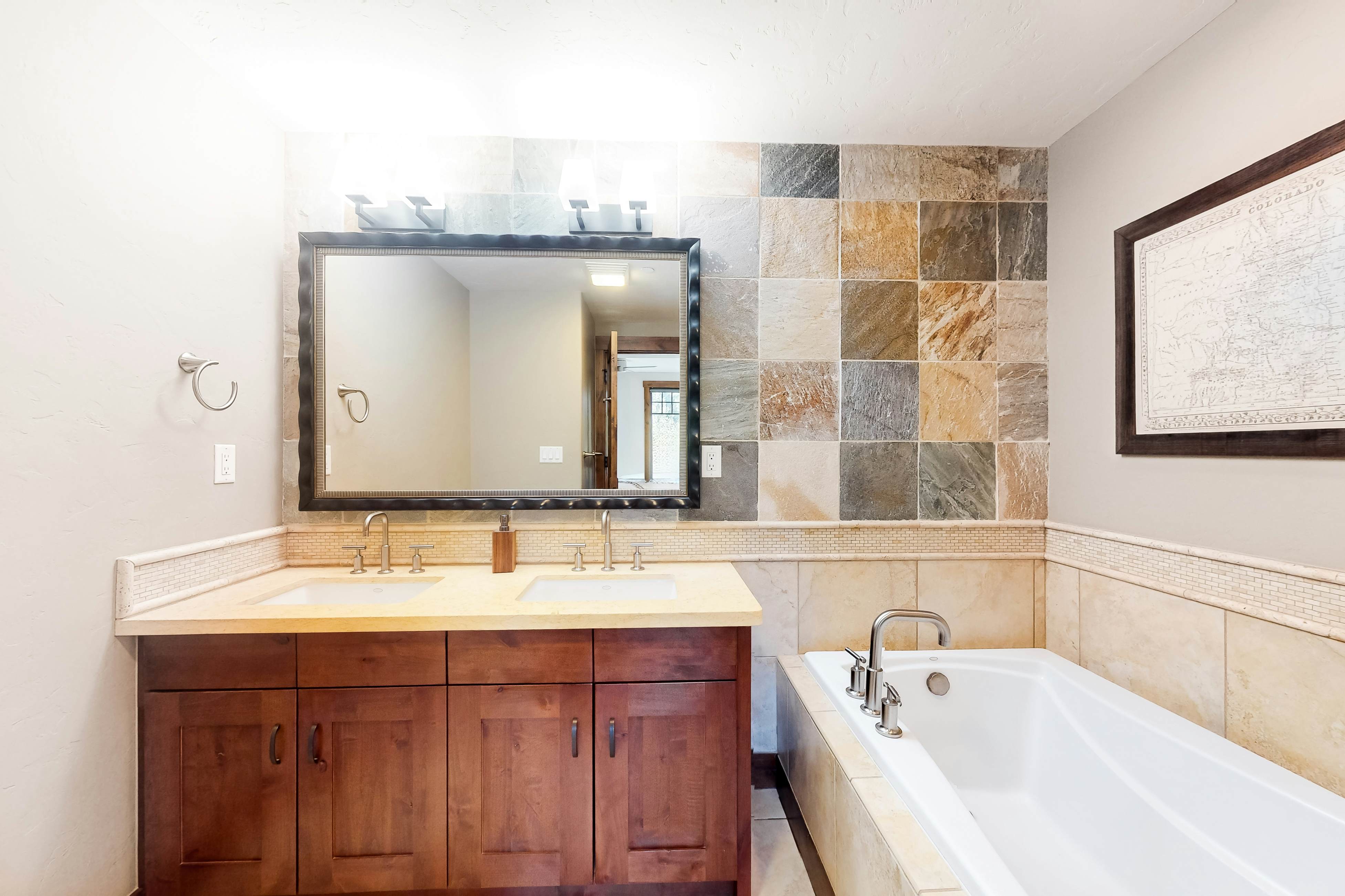 Water House On Main Street #5306