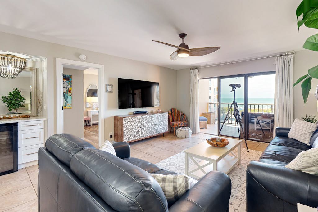 Dog friendly beachfront condo with pool hot tub tennis and AC snowbird friendly — Indian Rocks Beach, FL — vacation rental
