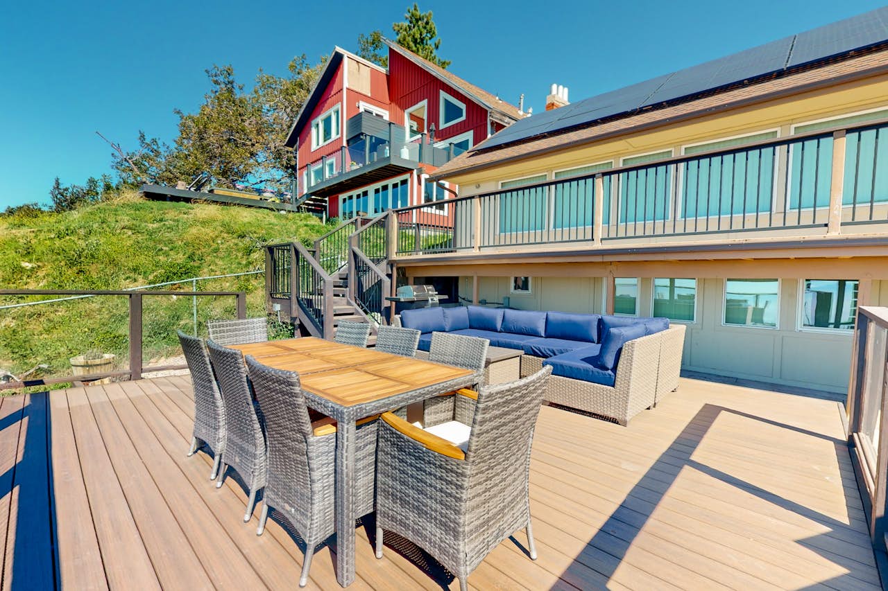 Skyline Ridge 3 BD Crestline, CA Vacation Rental Vacasa