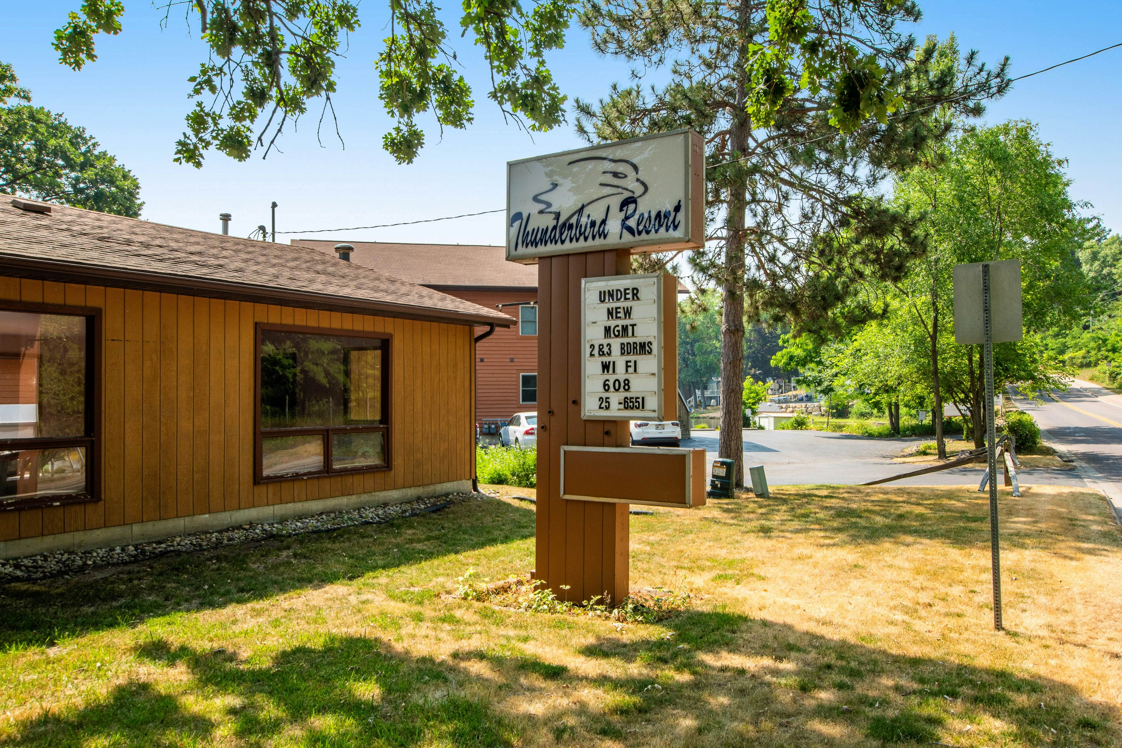 Thunderbird Resort Condo 1040B