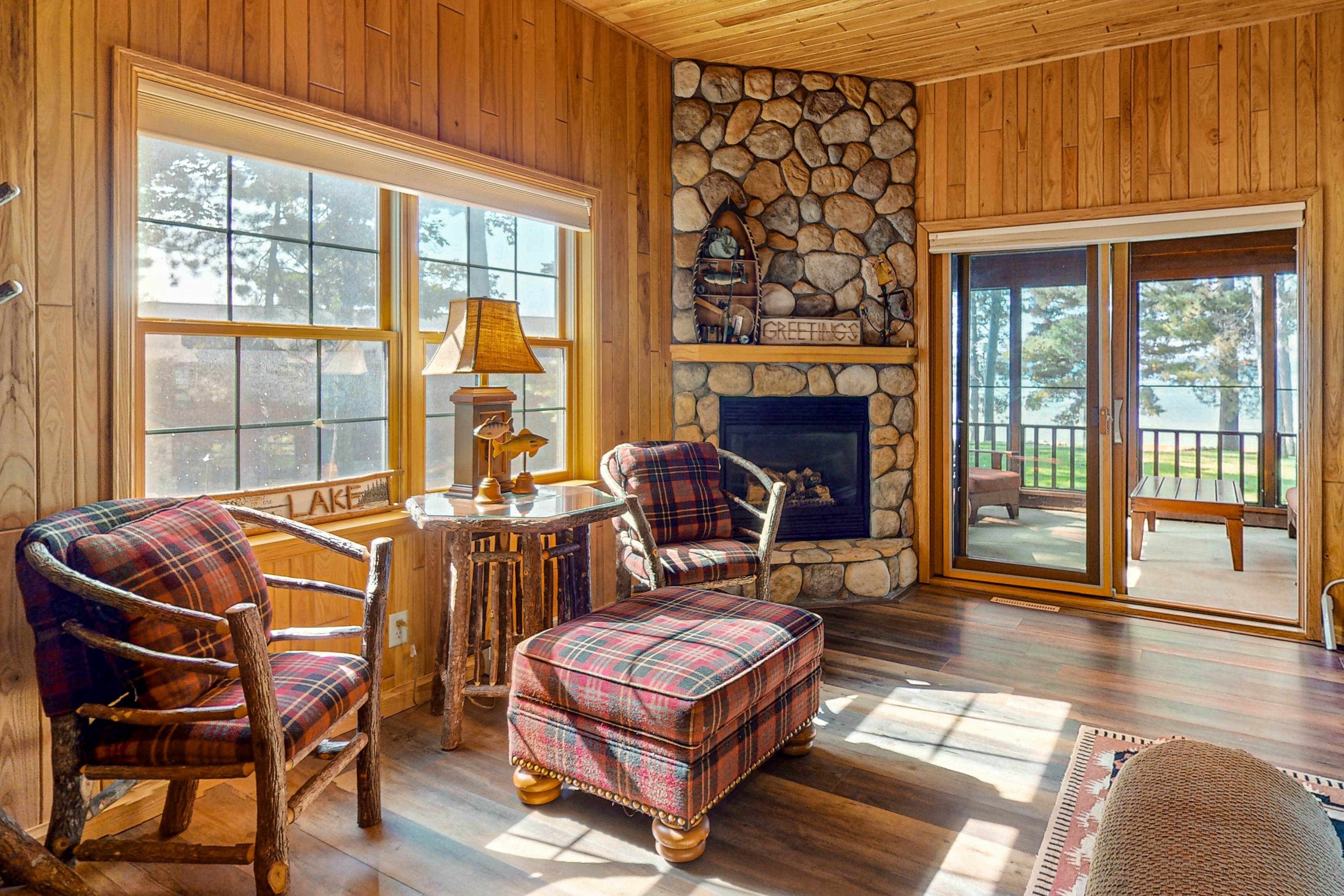 Chippewa Retreat - Den 