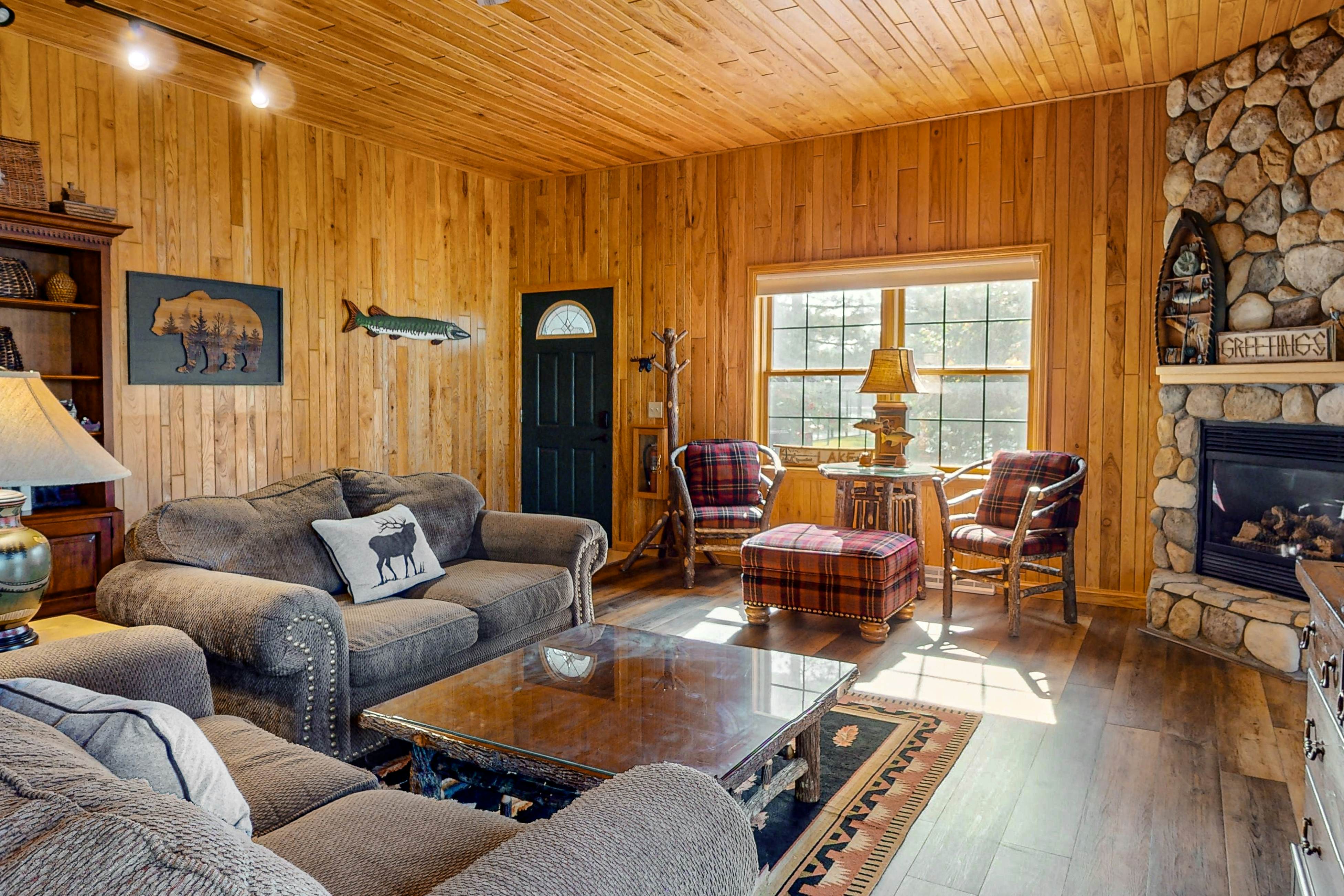 Chippewa Retreat - Den 