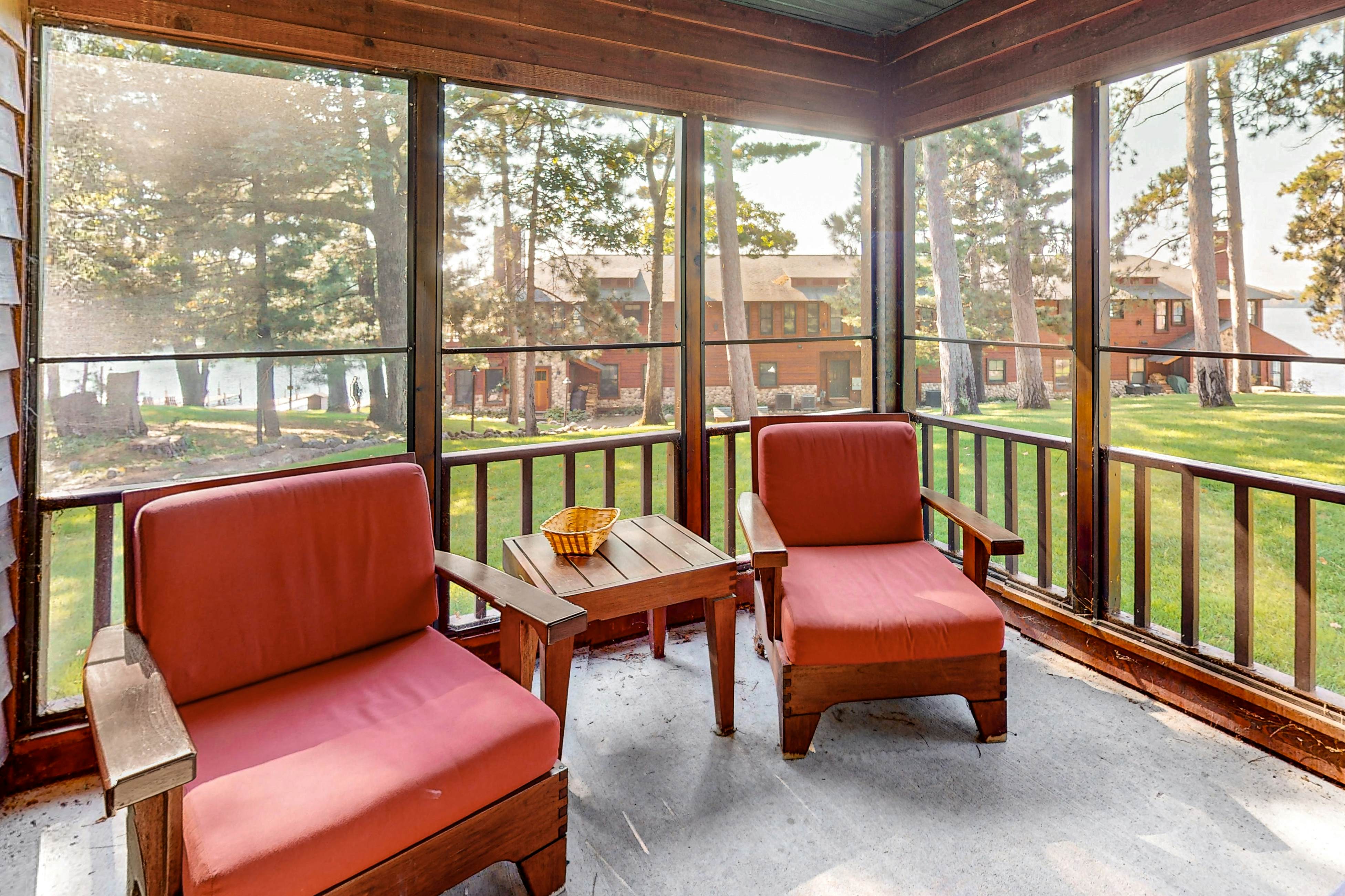 Chippewa Retreat - Den 