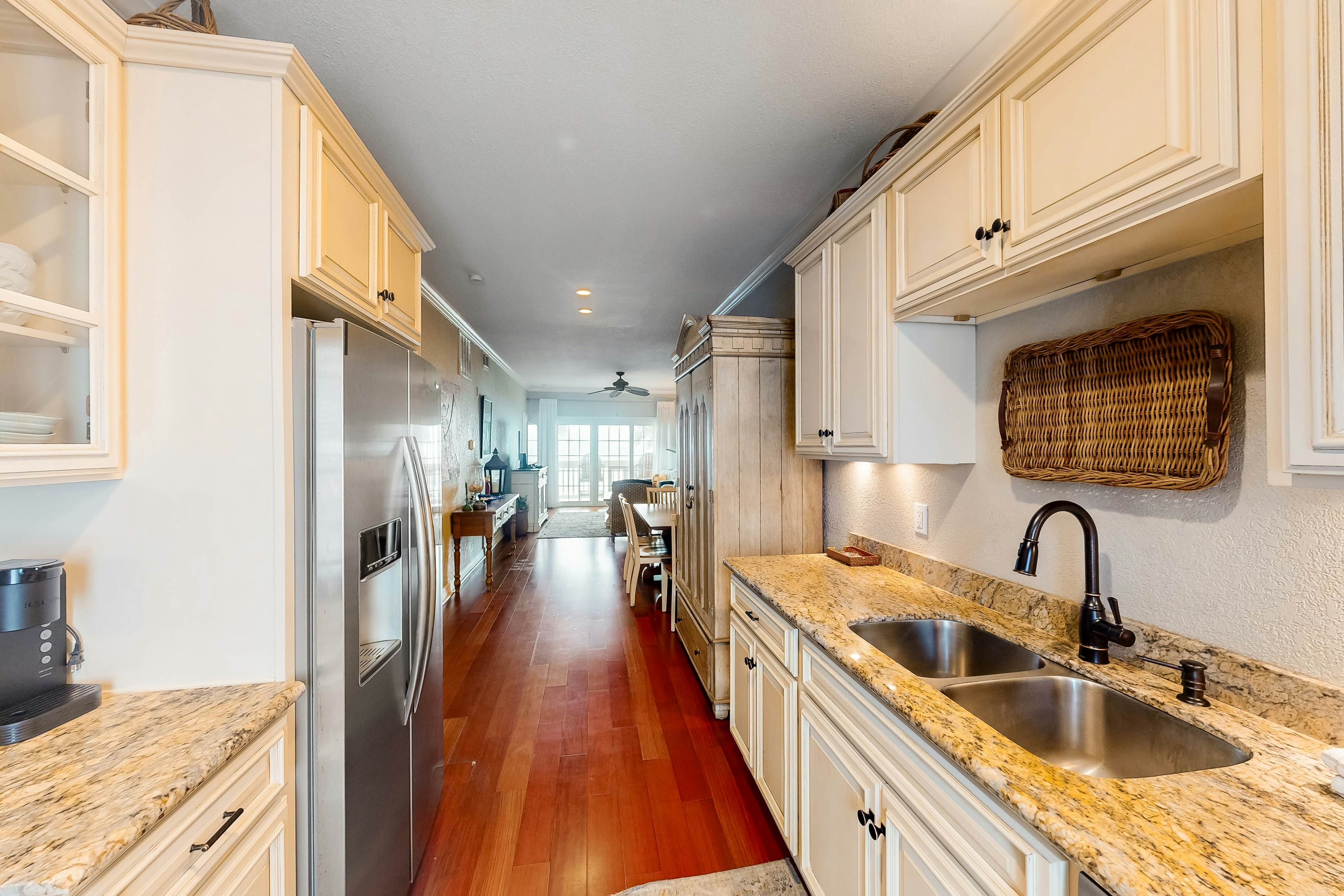 Dawn Beach Condominiums #1021