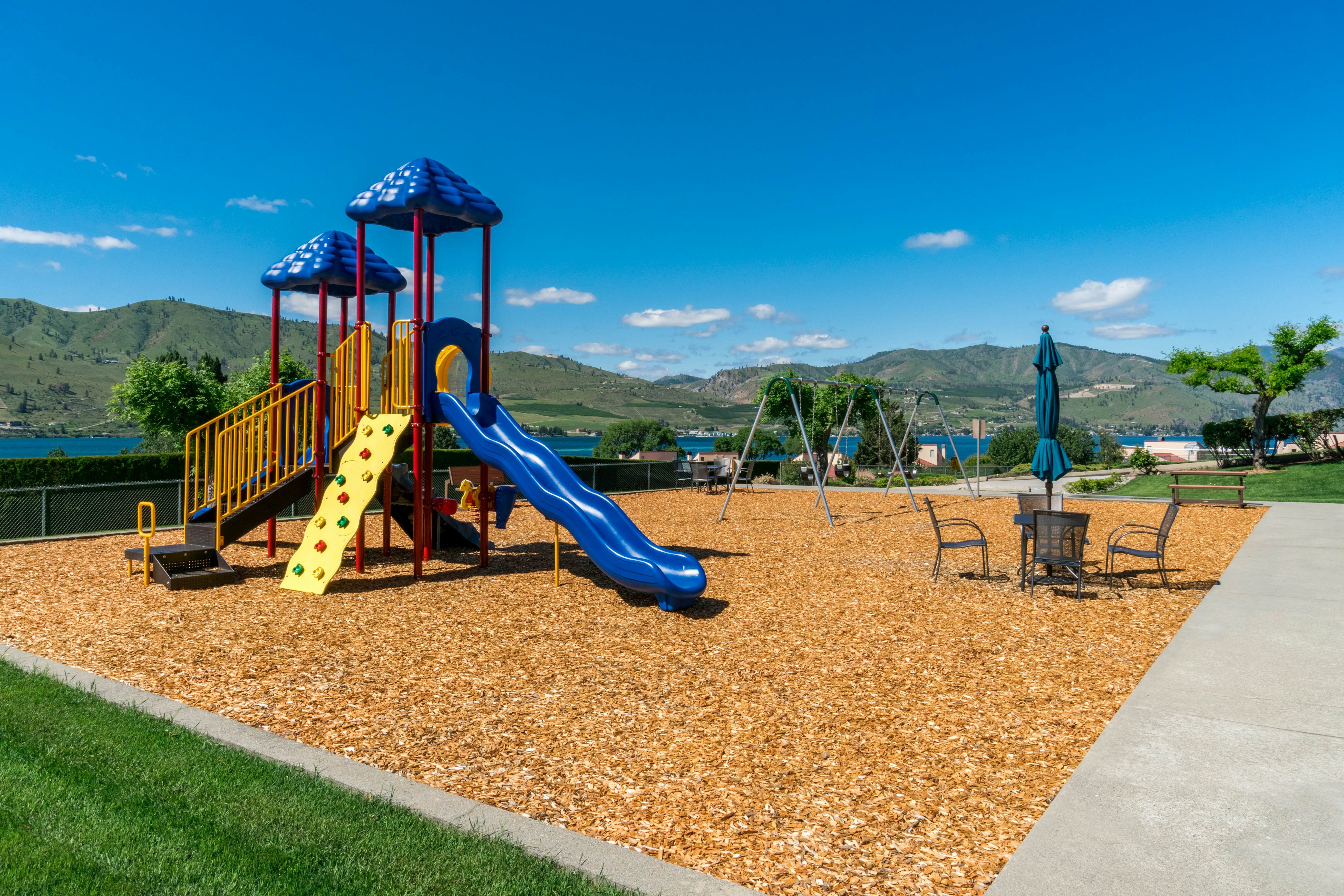 Lake Chelan Shores - Sunset Condo #13-4