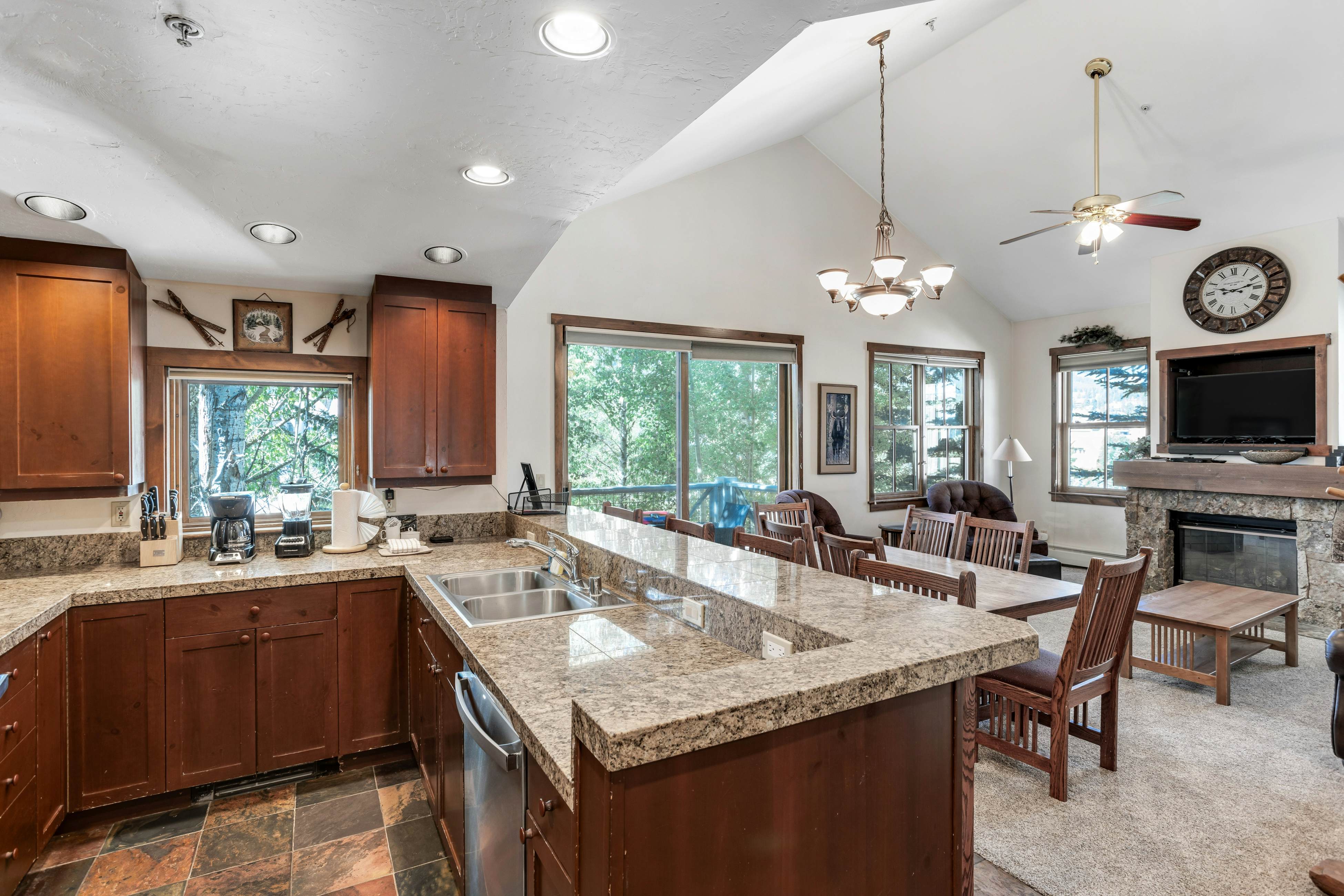 Main Street Junction #21