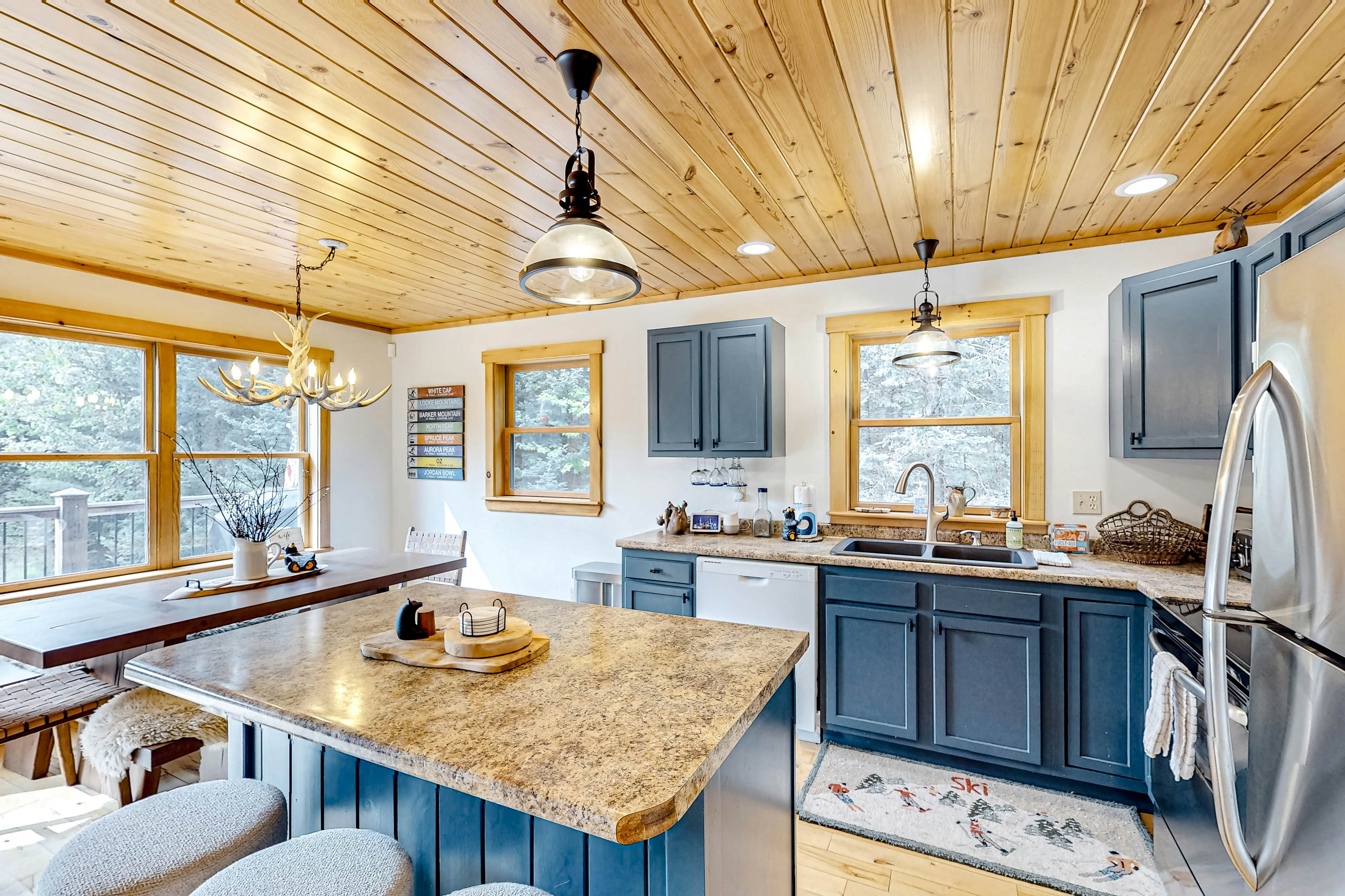 Cozy Bear Mountain Retreat