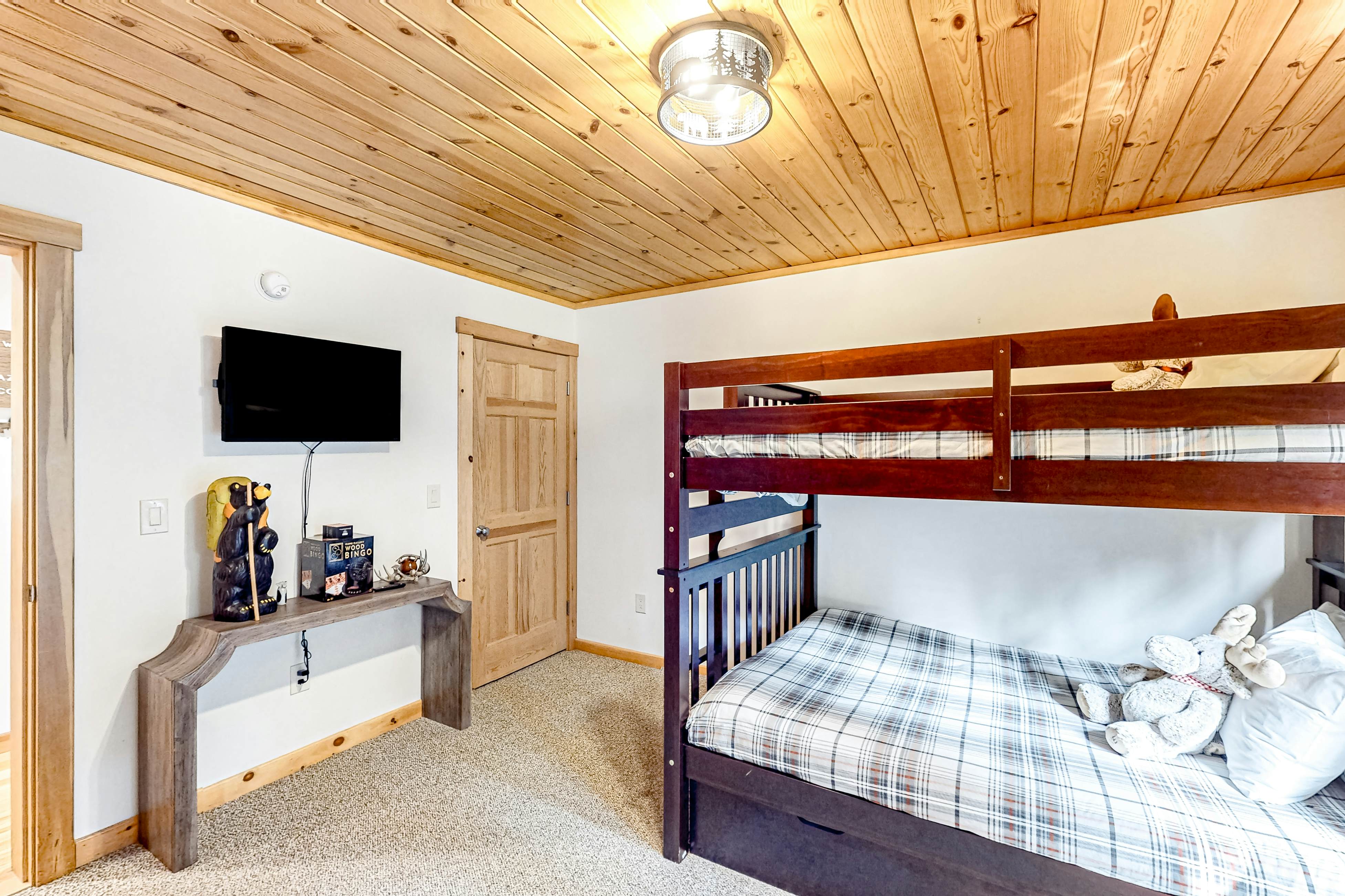 Cozy Bear Mountain Retreat