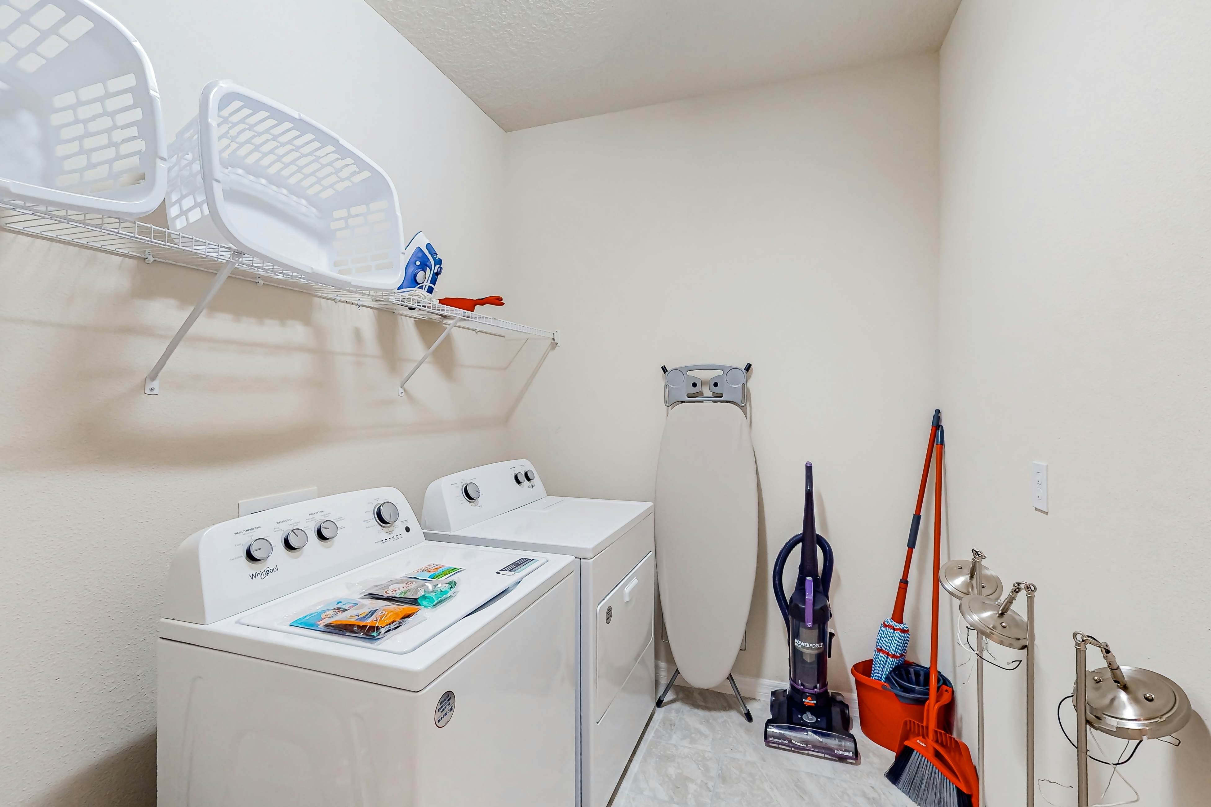 Lana Leisure  -  Windsor Island Resort 