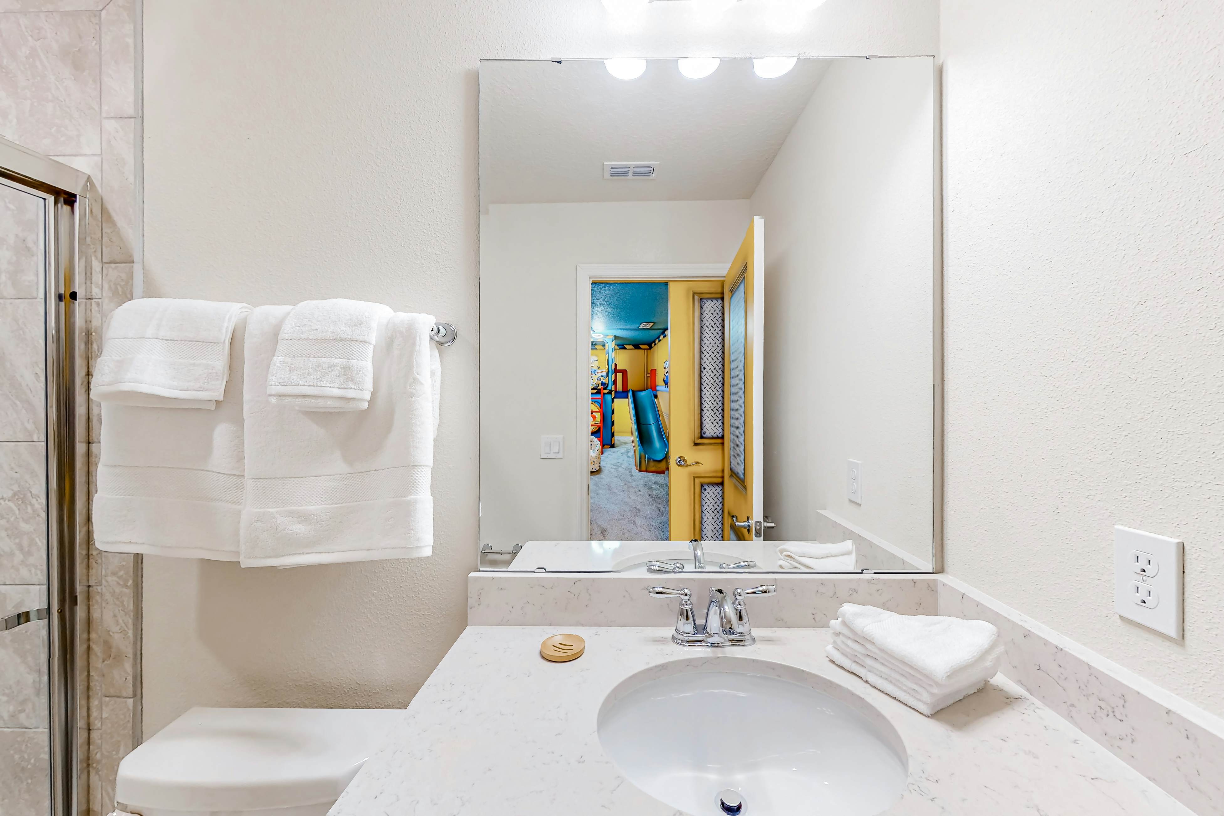 Lana Leisure  -  Windsor Island Resort 