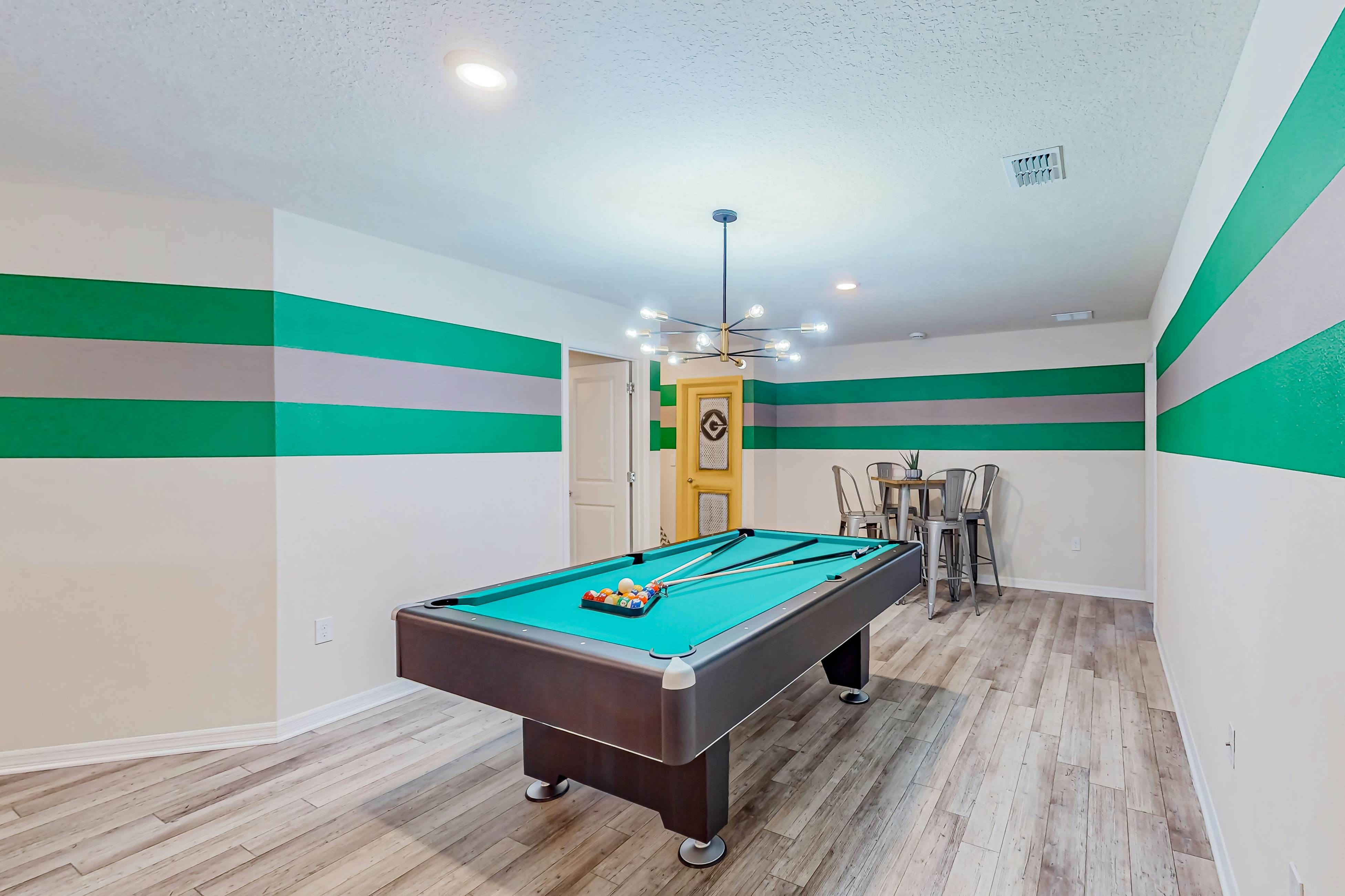 Lana Leisure  -  Windsor Island Resort 