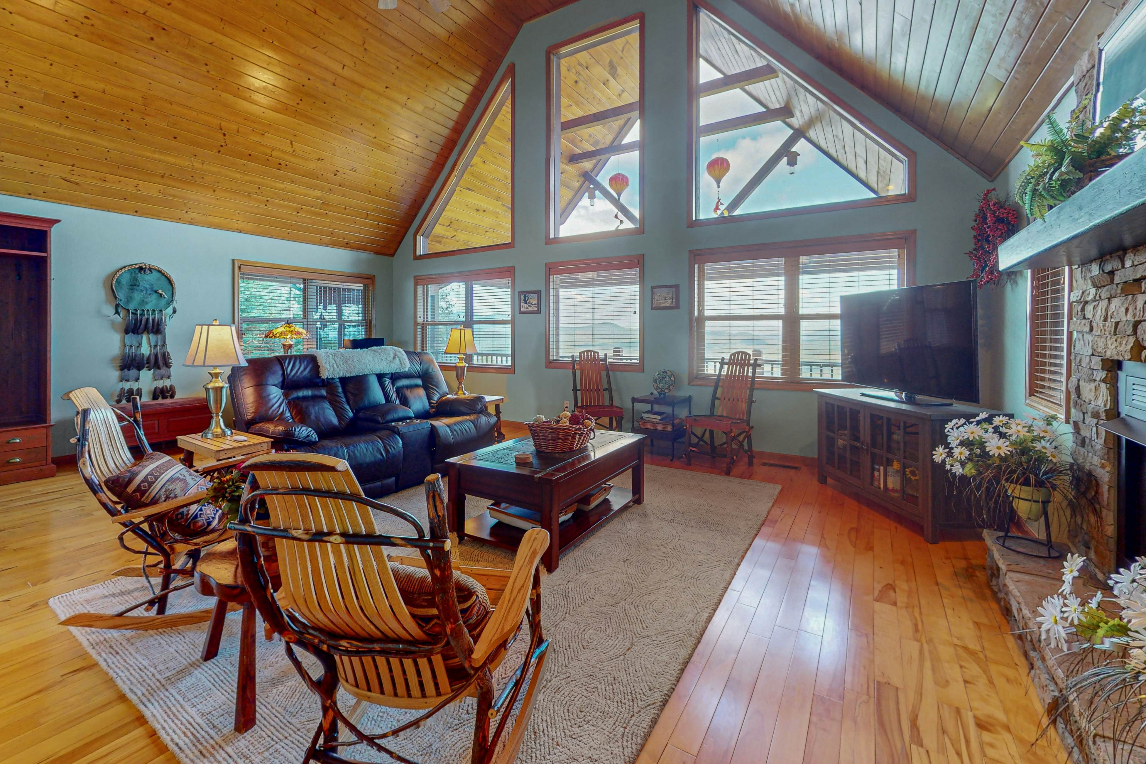 Nature's Embrace Cabin