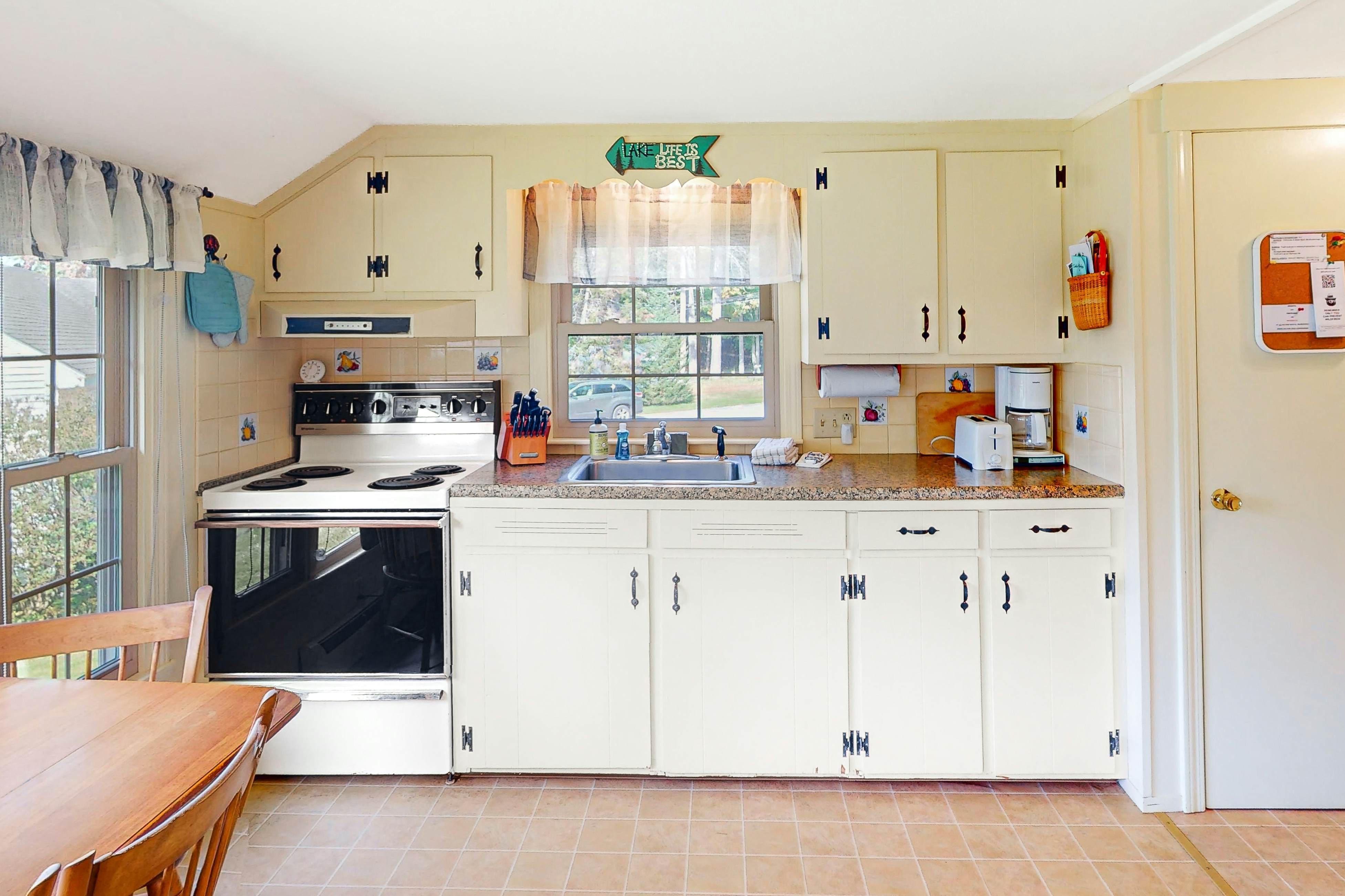 Sandy Adventures in Moultonborough