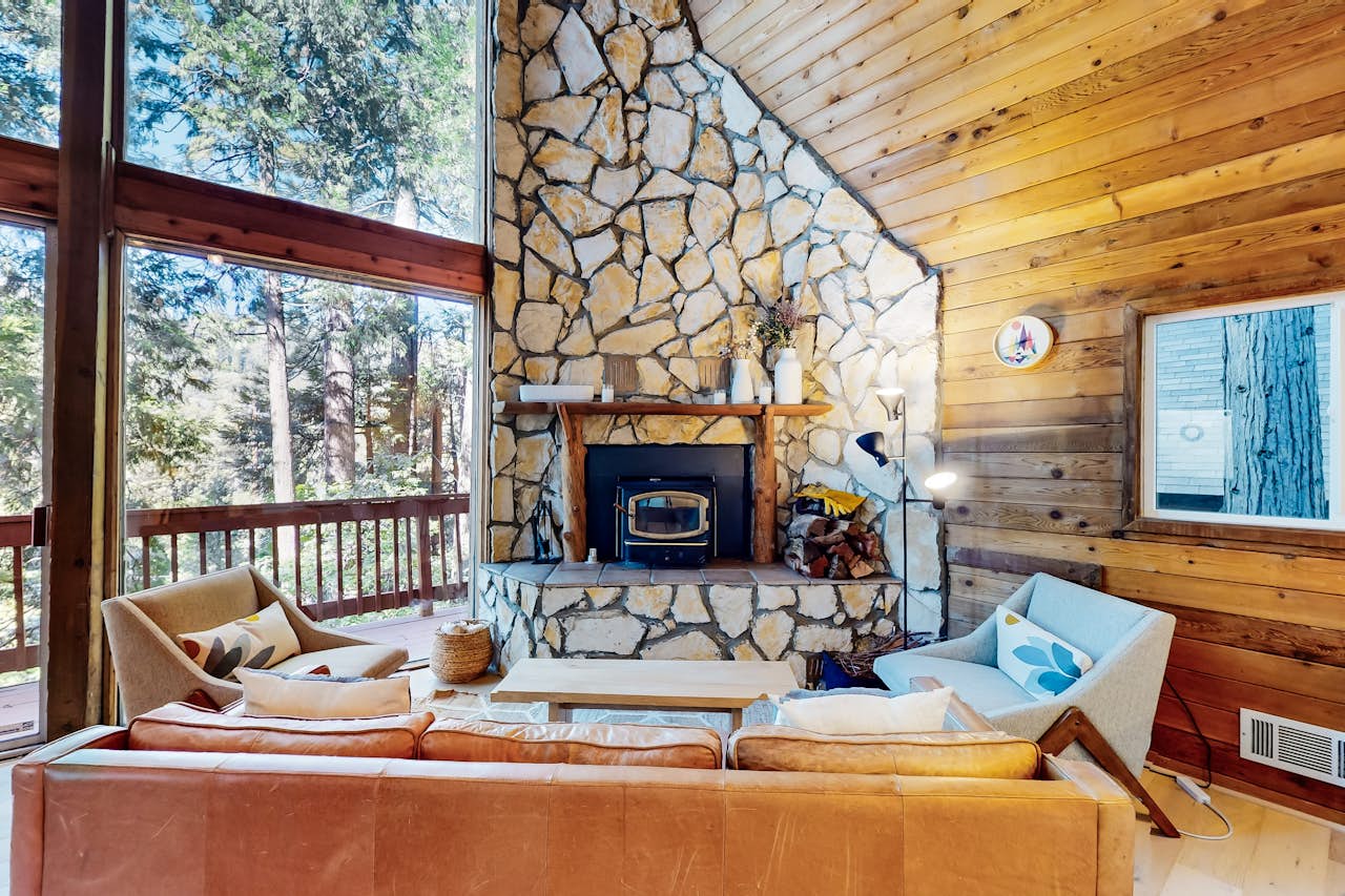 Modern Pines Hideaway 3 BD Crestline, CA Vacation Rental Vacasa
