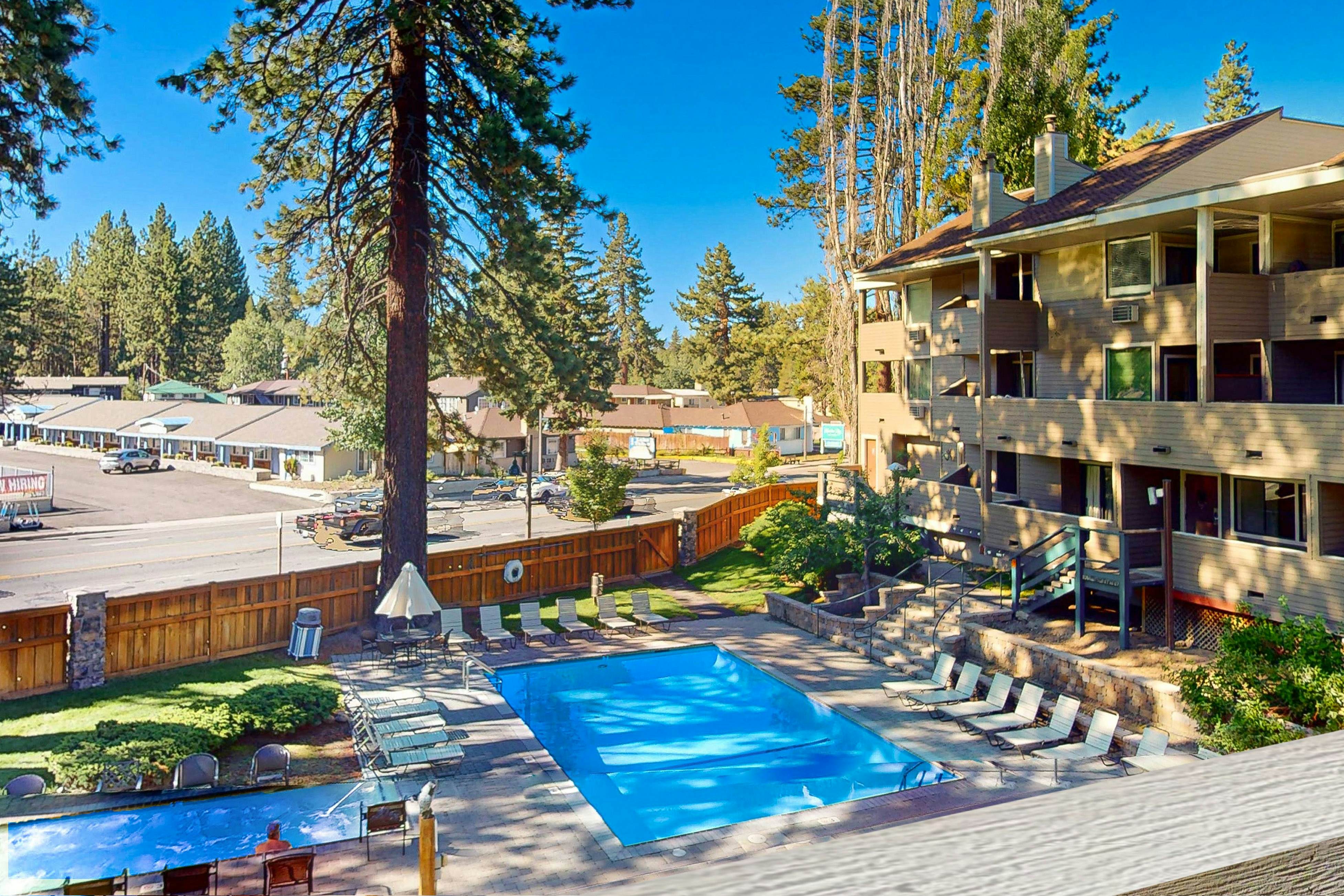 Lakeland Village 520