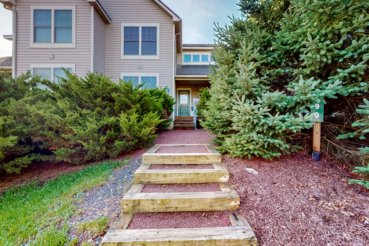 Sycamore Hollow 3 BD Tannersville, PA Vacation Rental Vacasa