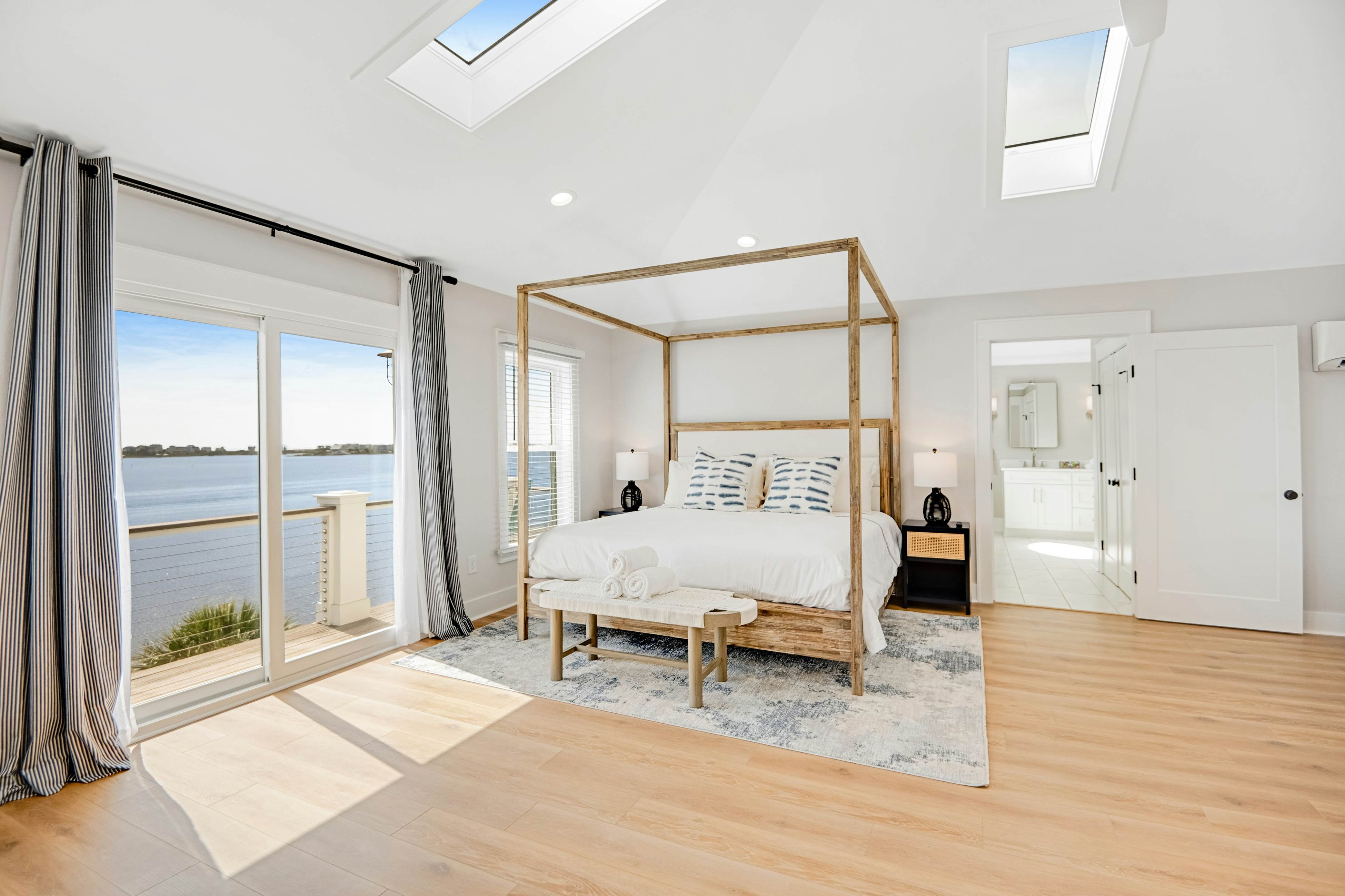 Sneads Island 6 BD Sneads Ferry, NC Vacation Rental Vacasa