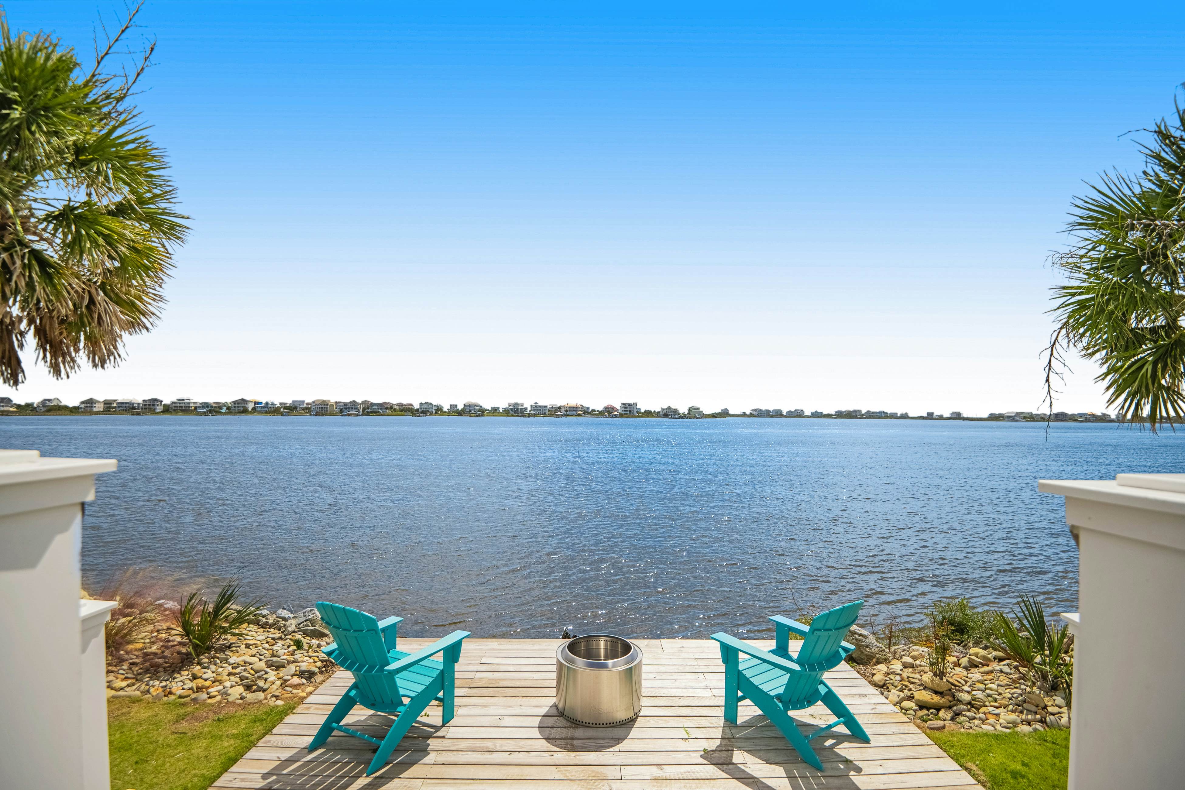 Sneads Island 6 BD Sneads Ferry, NC Vacation Rental Vacasa