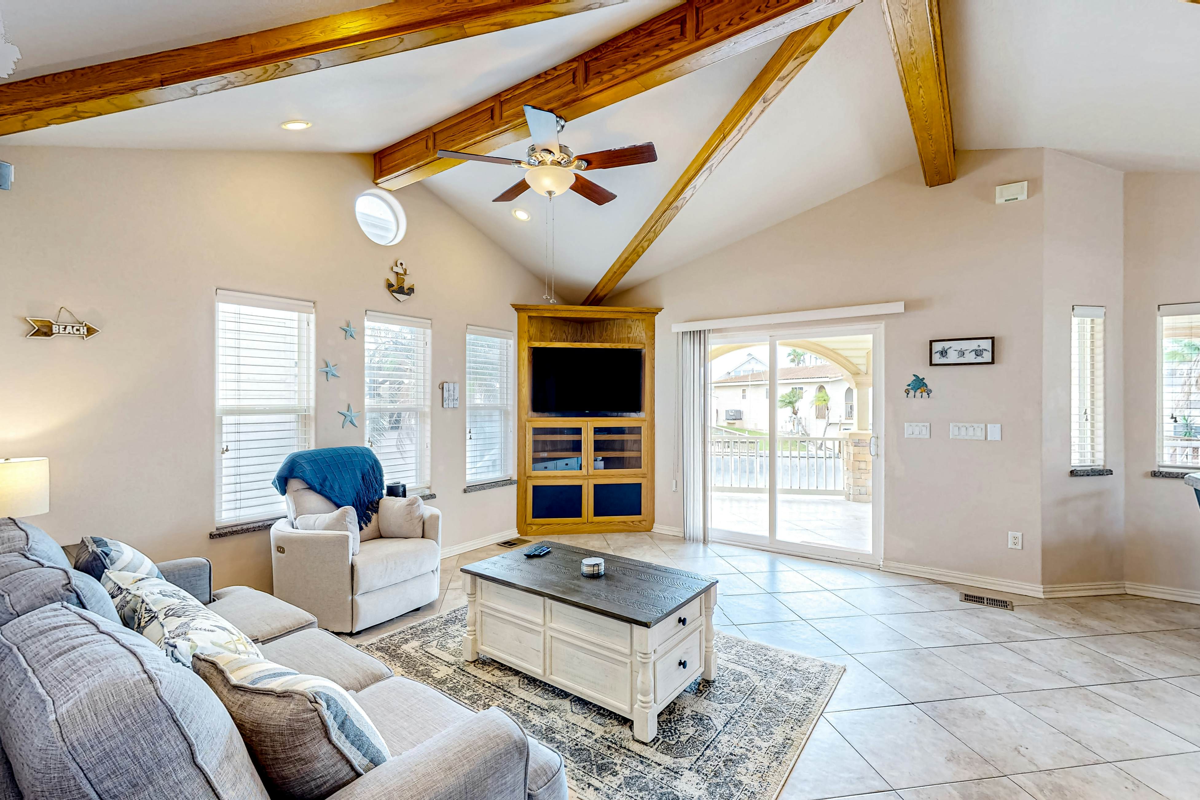 Long Island Village 712 E Clam Stars at Night