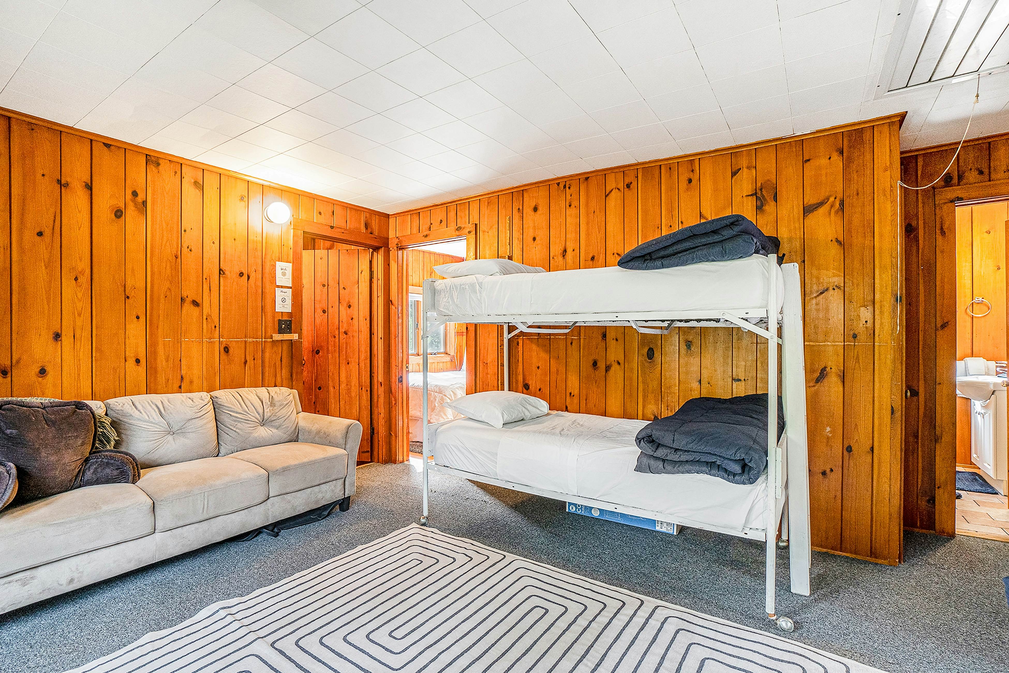 Whispering River Hideaway	