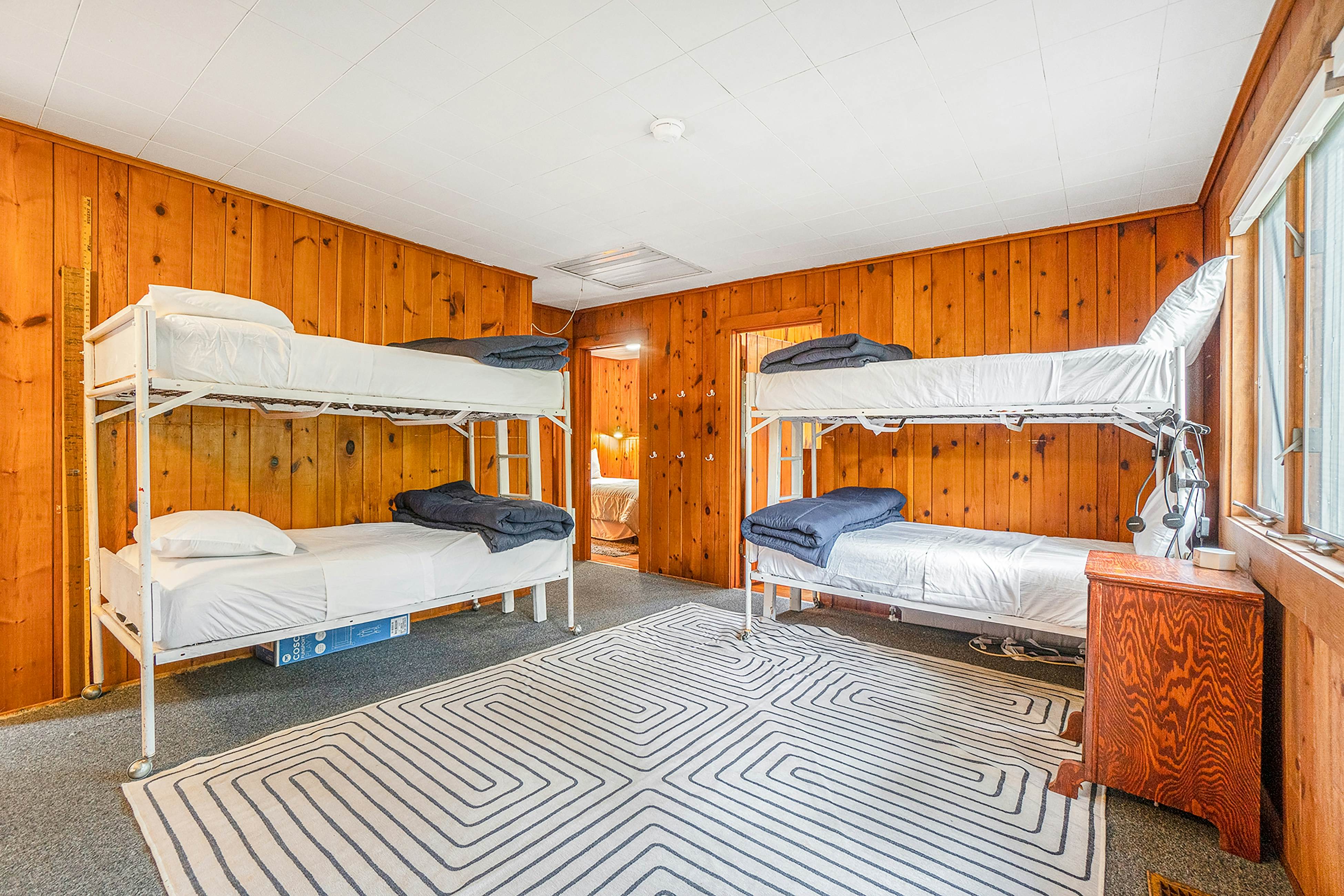 Whispering River Hideaway	