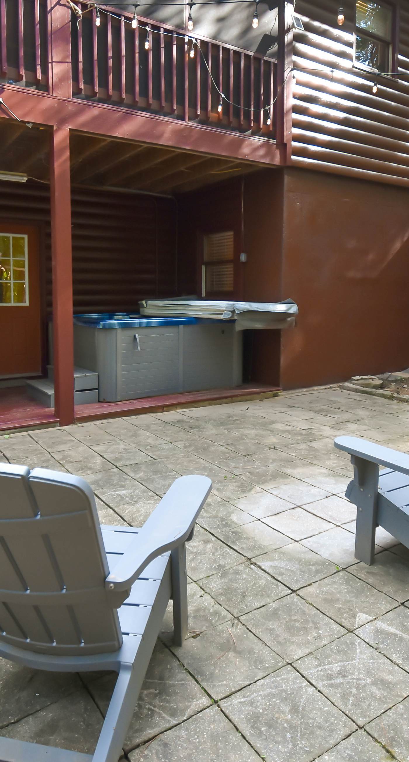 River's Creekside Cabin