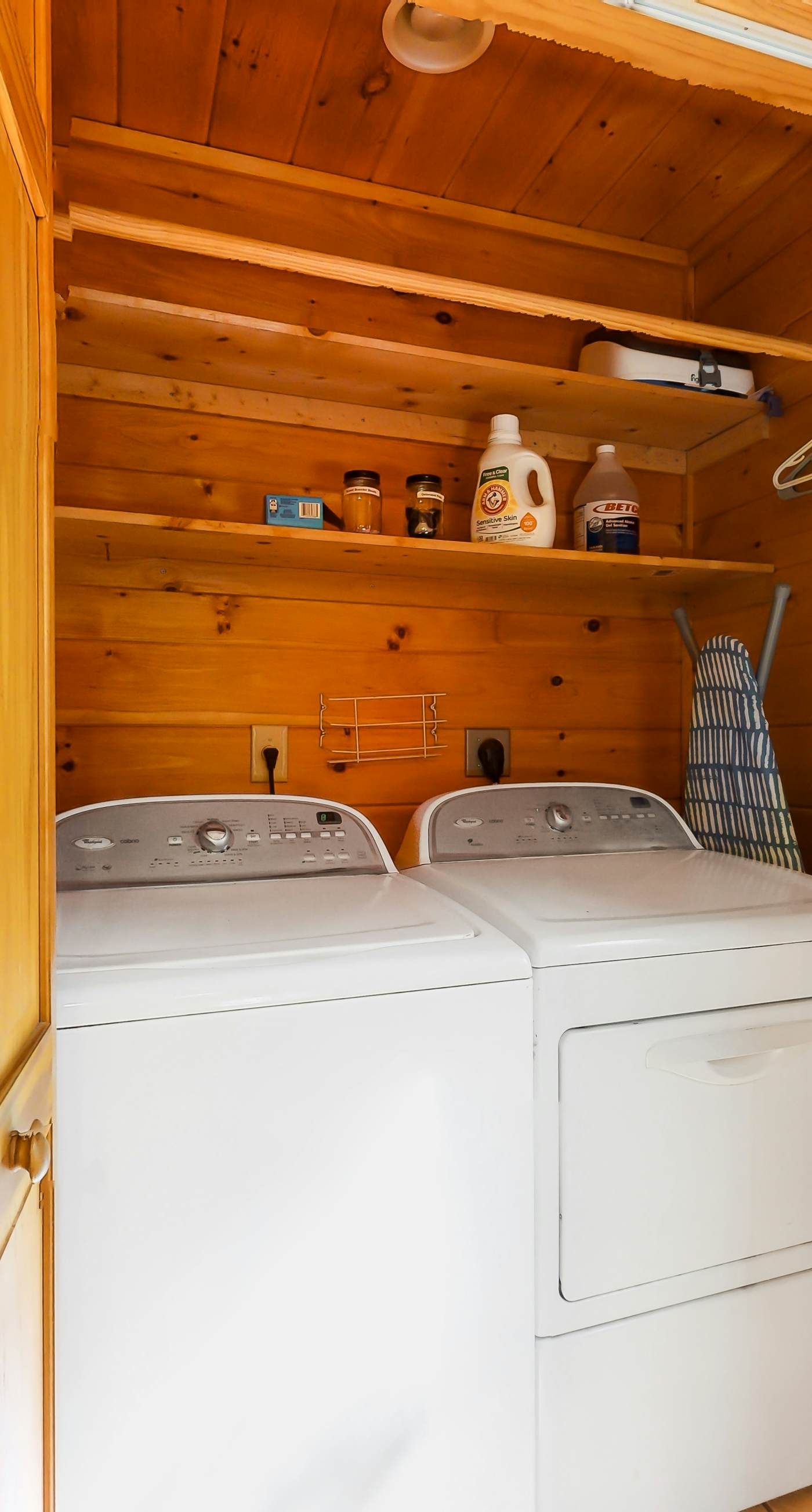 River's Creekside Cabin