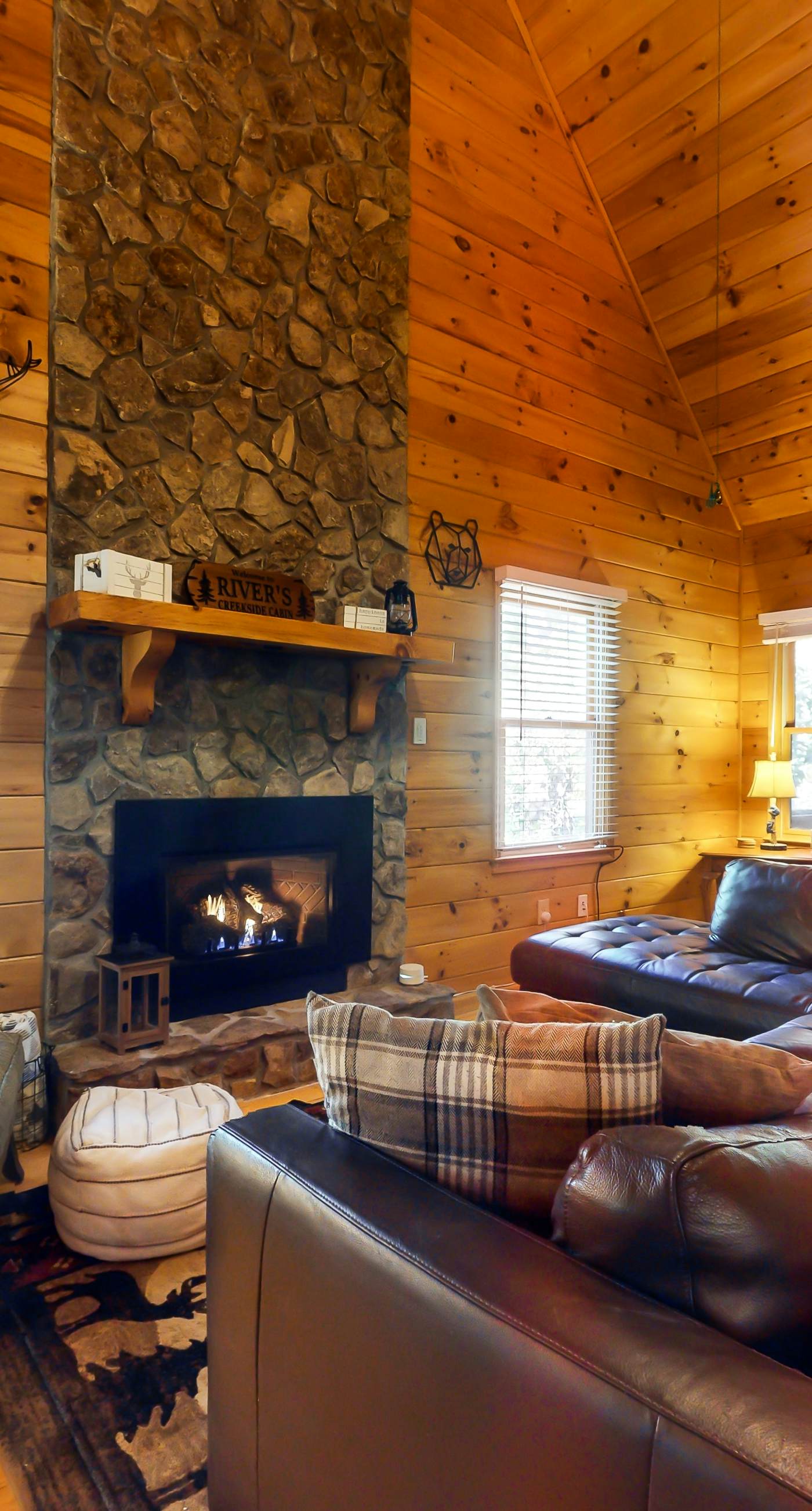 River's Creekside Cabin