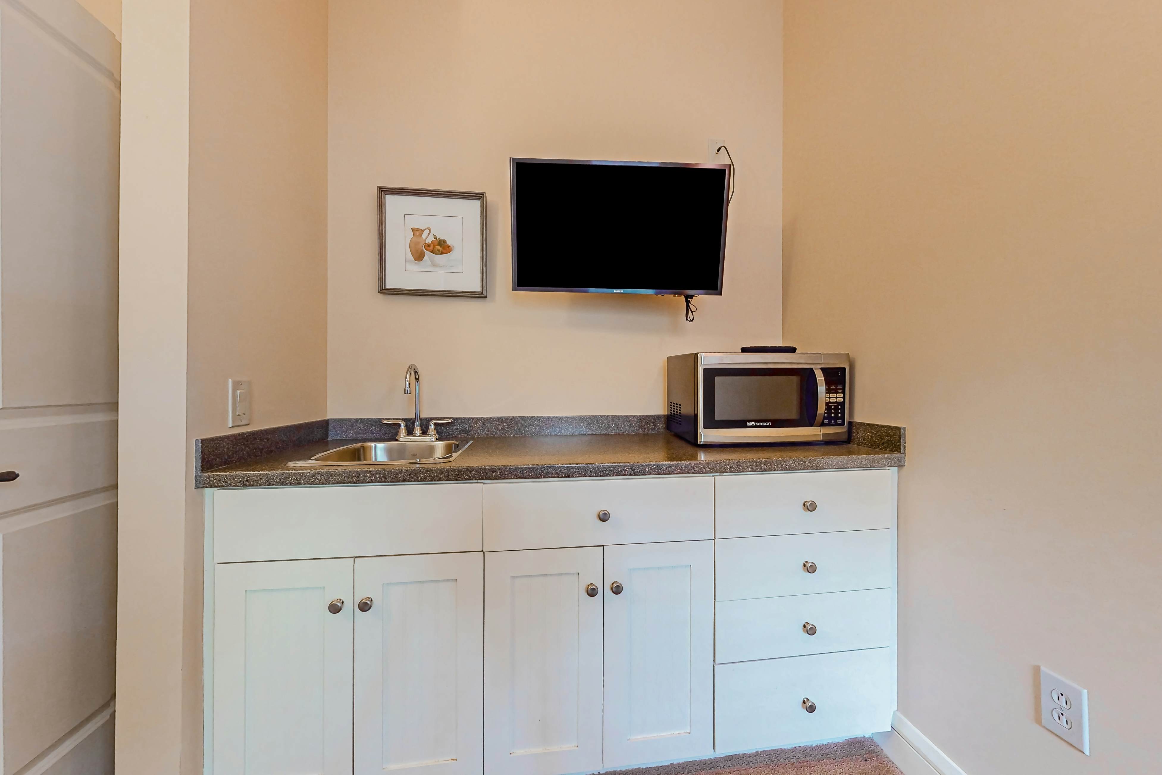 A1 at Castle Hill - Apartment